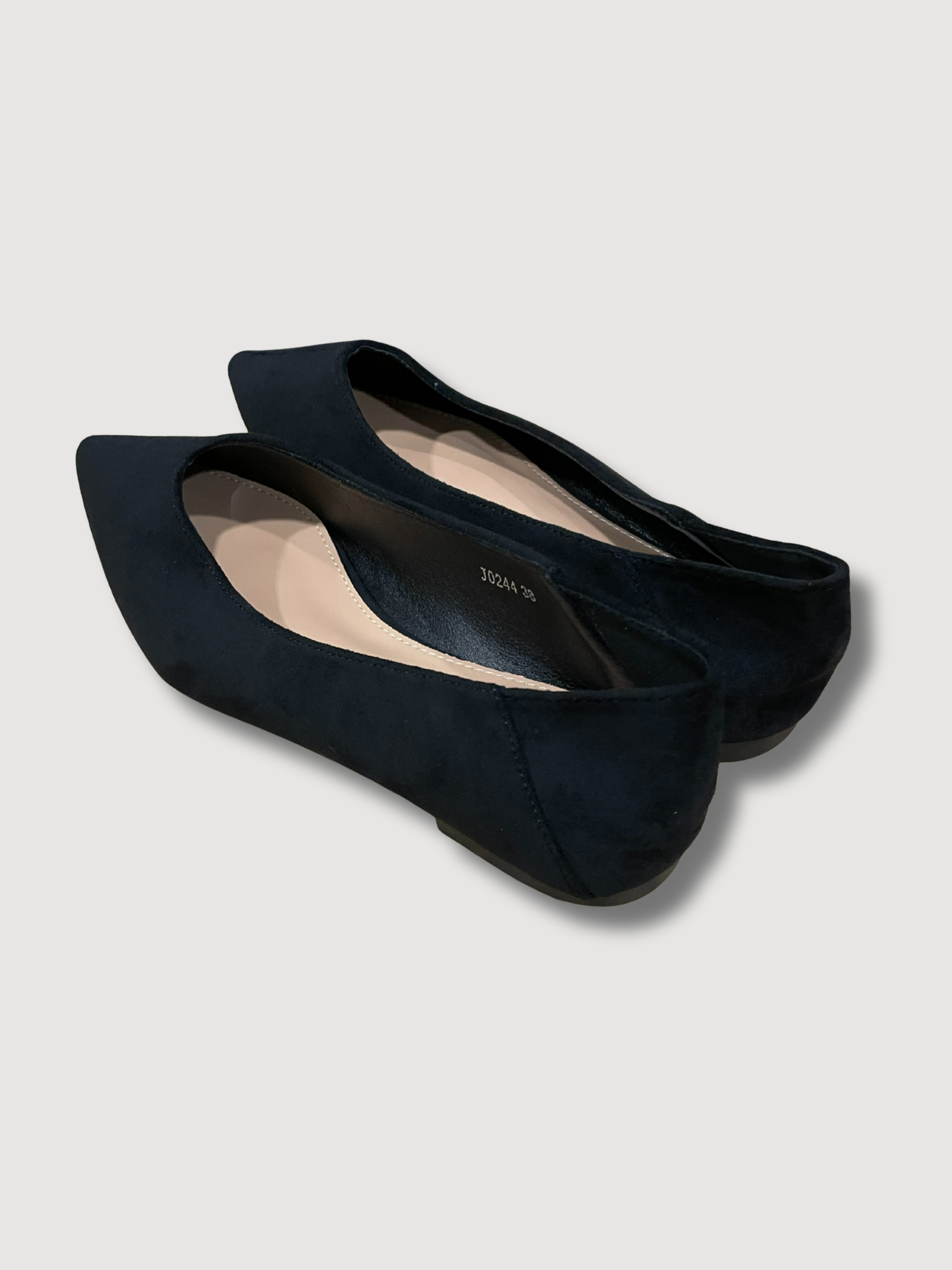 Ballerina in ecocamoscio a punta - nero