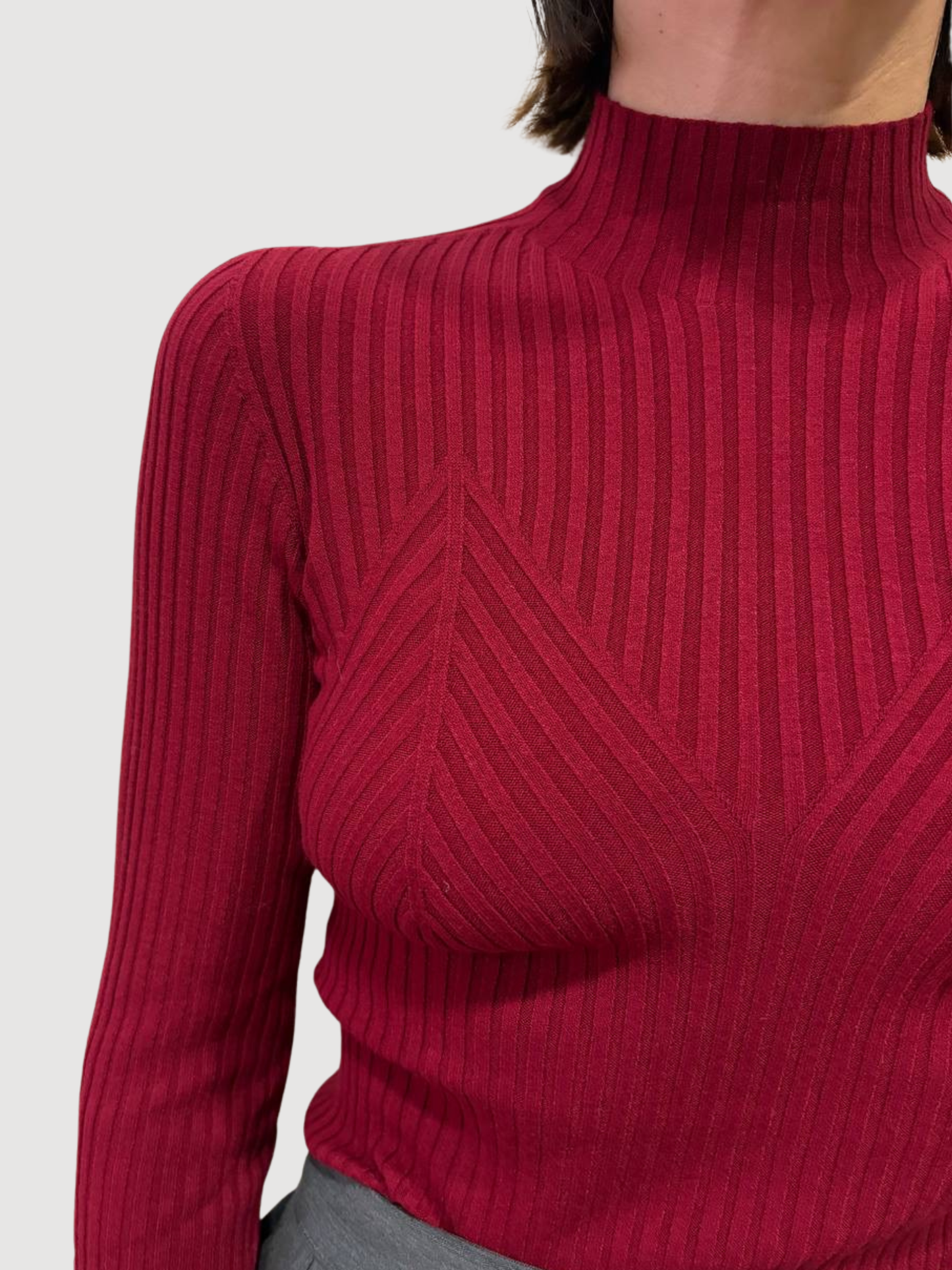 KONTATTO - Maglia a costine in misto viscosa con colletto a cratere - più colori