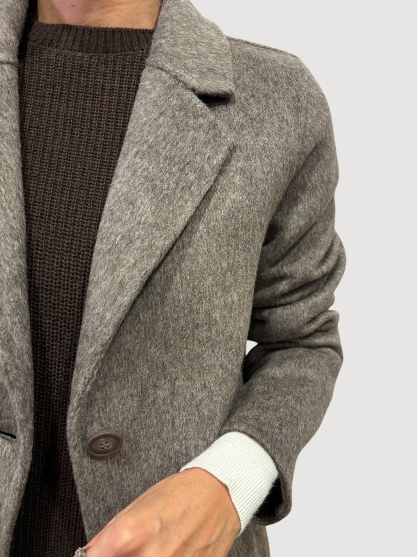 HAVEONE - Cappotto moro handmade al ginocchio con bottoni
