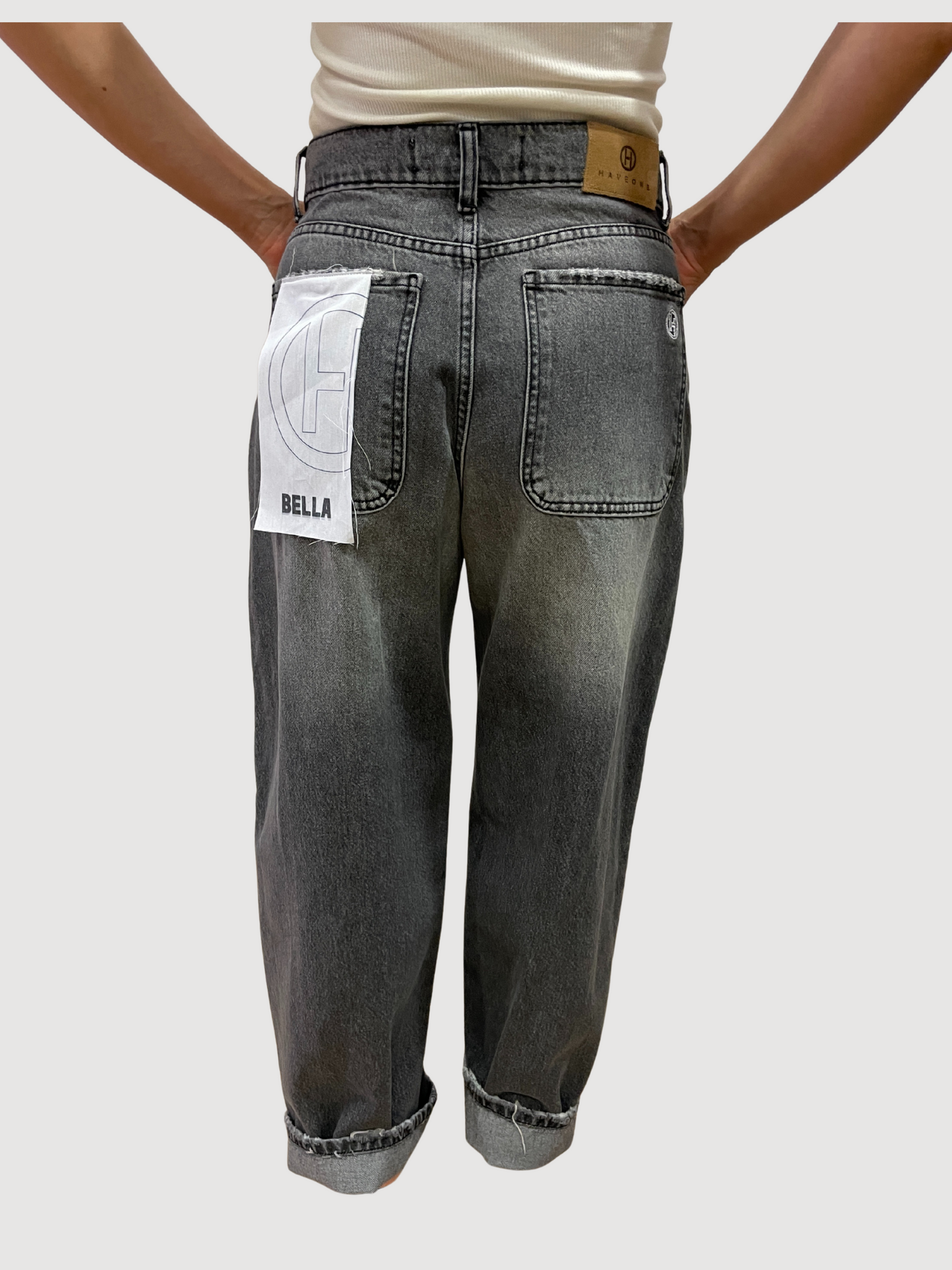 HAVEONE - Jeans Bella grigio a vita alta con dettaglio rotture - più colori