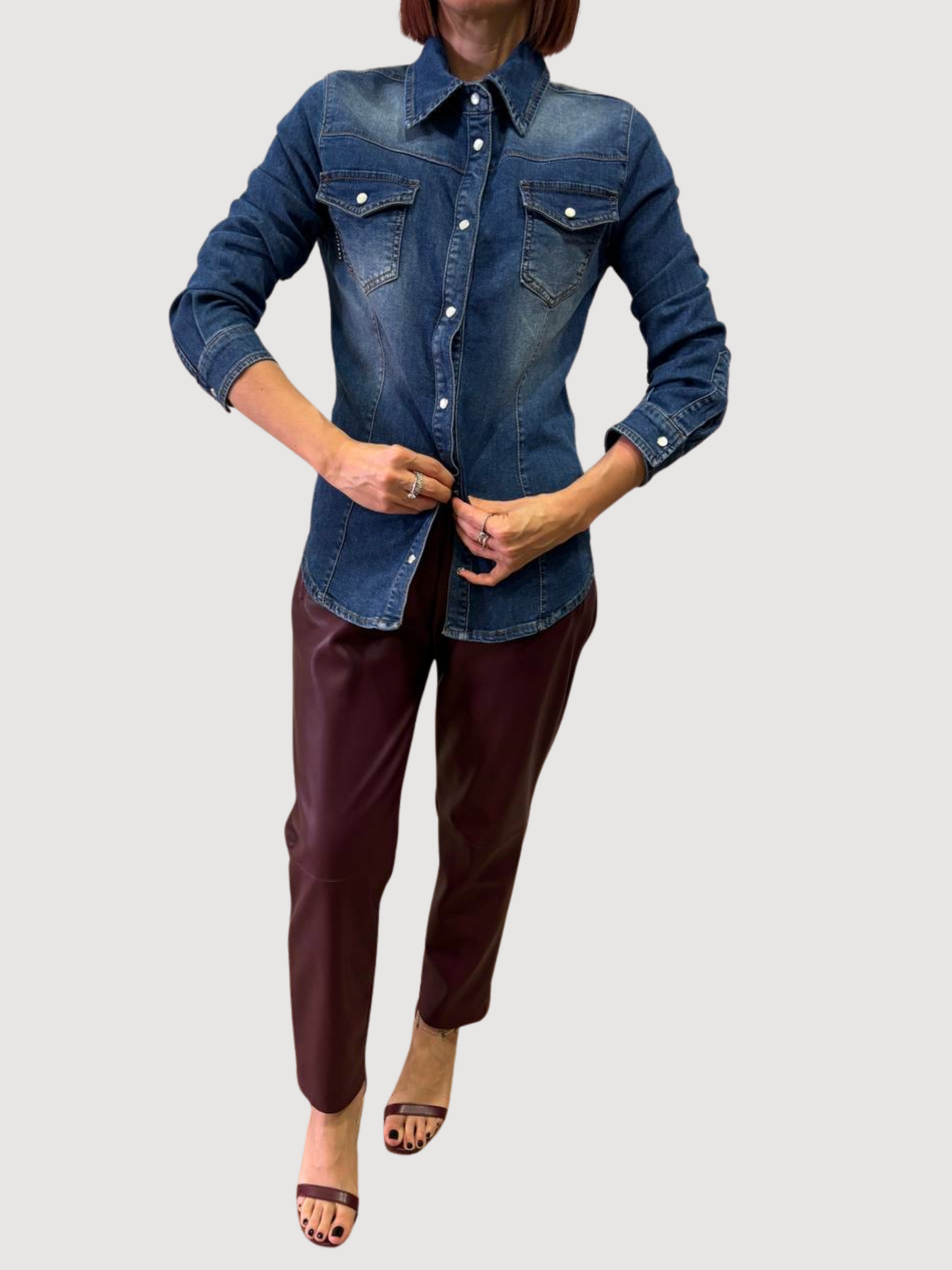 HAVEONE - Camicia in denim elasticizzata e sfiancata con taschini frontali