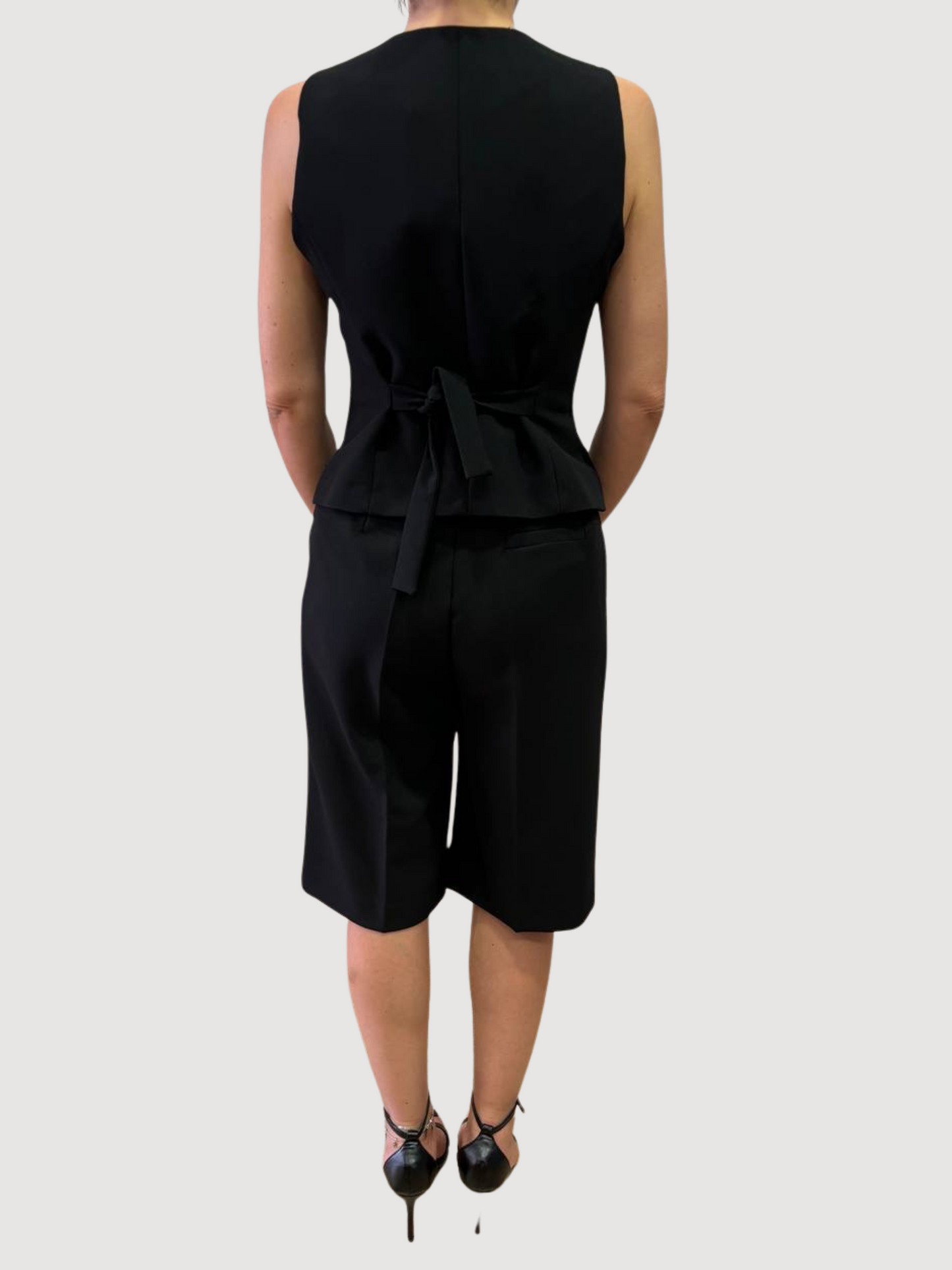 KAOS - Bermuda nero a vita alta con pinces