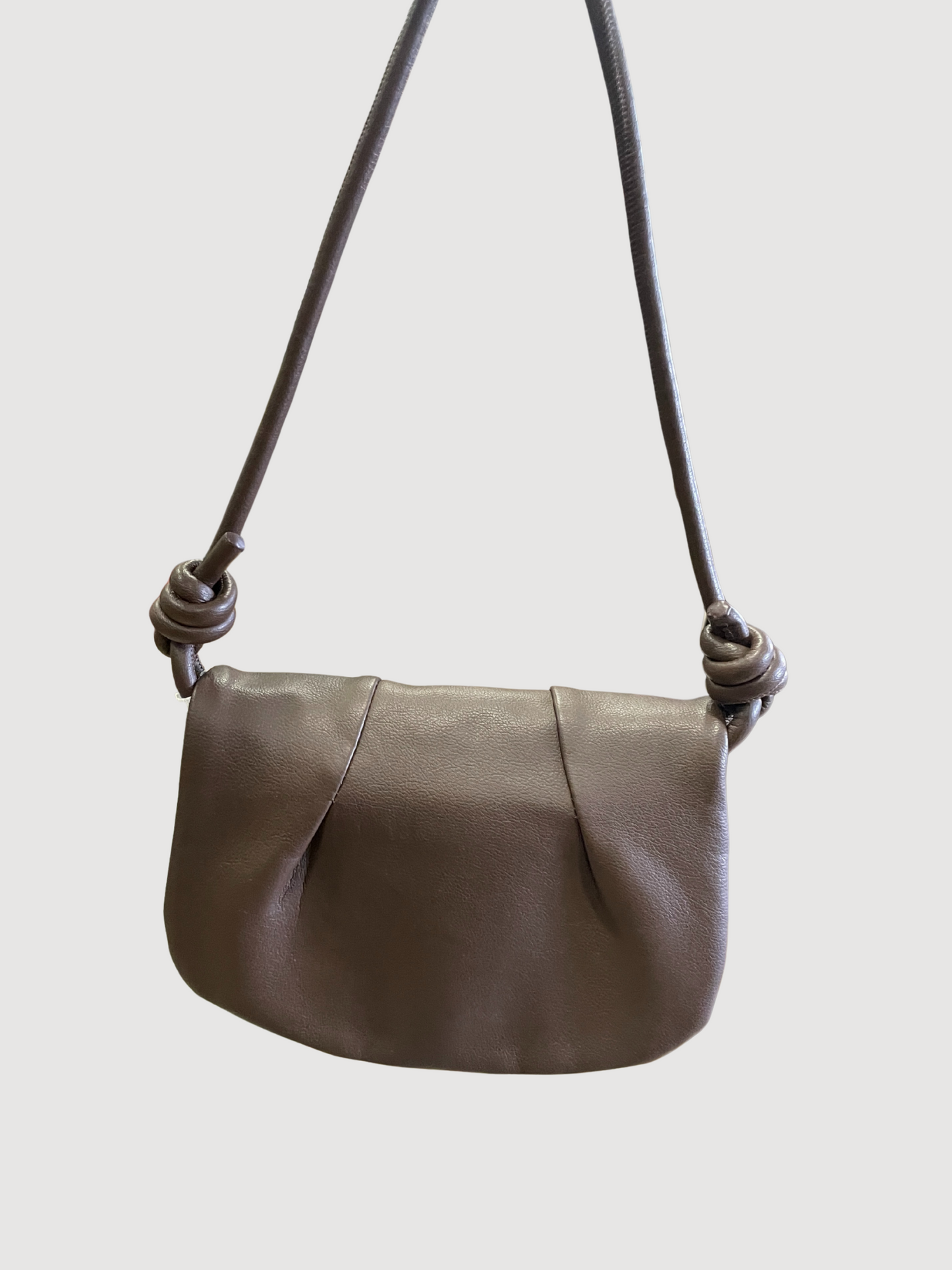 Borsa nera in ecopelle con manico o tracolla - più colori