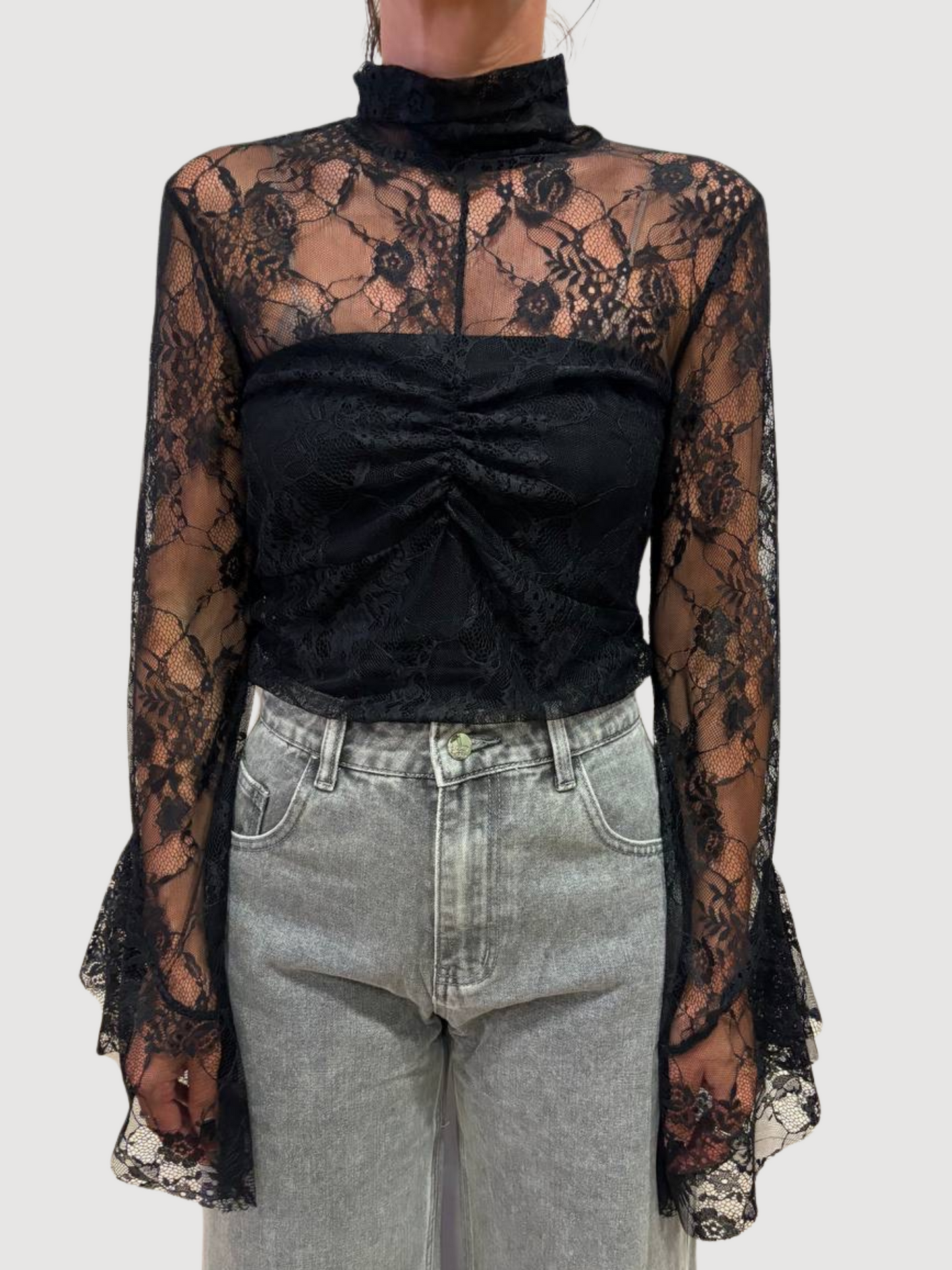 KAOS - Blusa in pizzo nera con dettaglio arricciatura e manica ampia