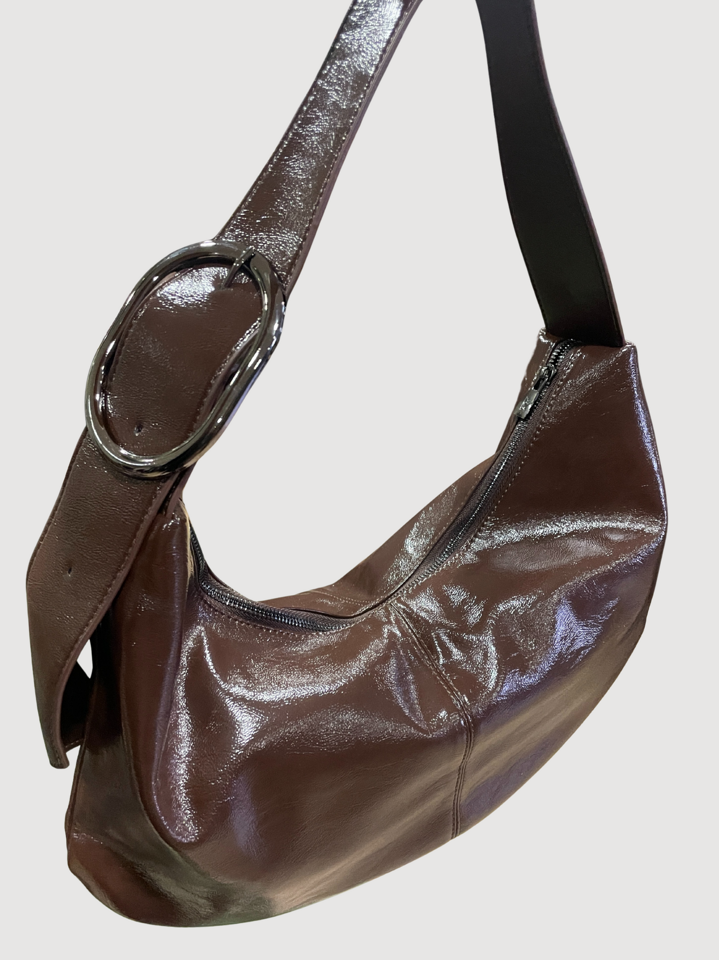 Borsa nera in ecopelle a mezzaluna - più colori