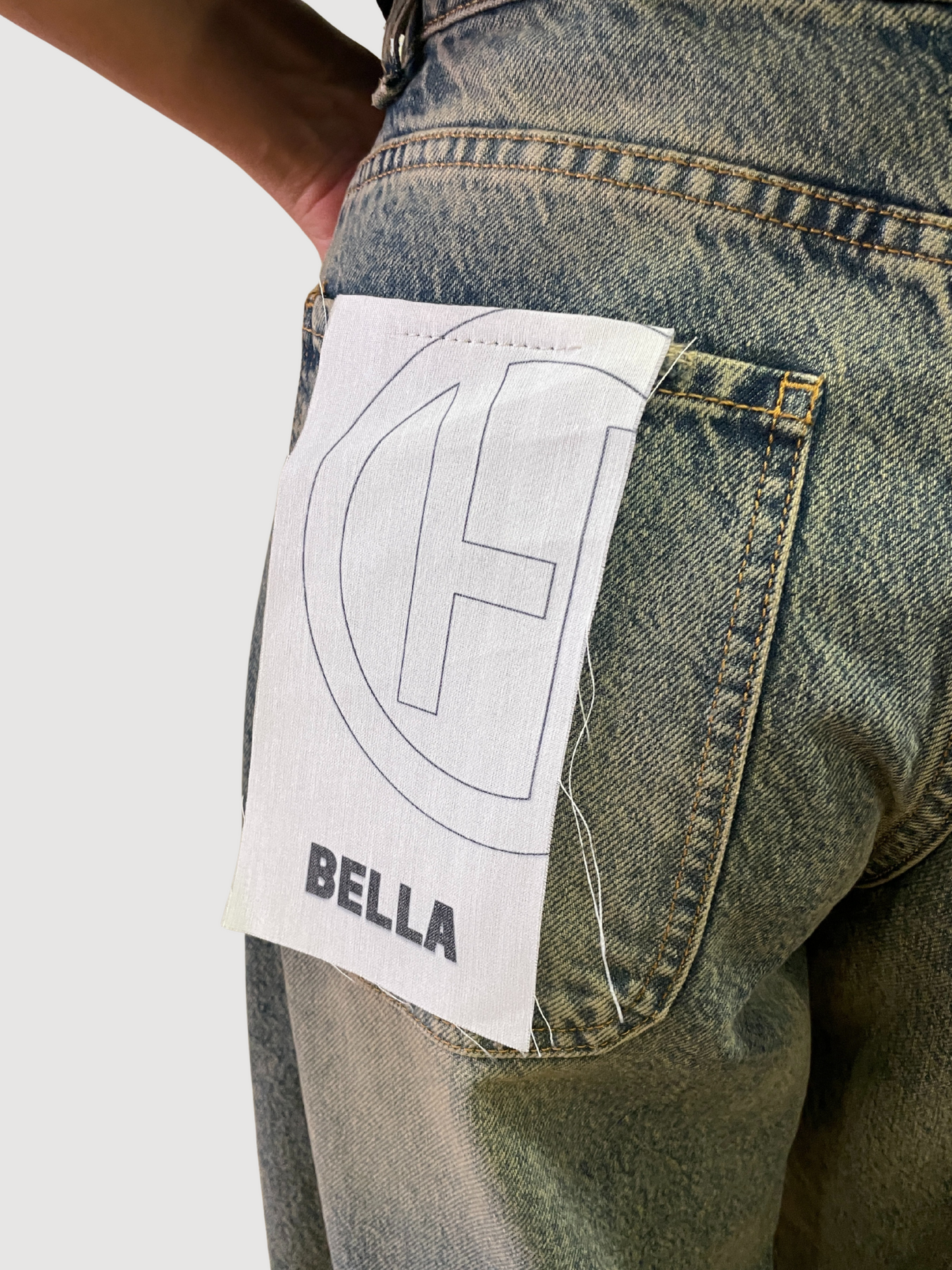HAVEONE - Jeans Bella in denim baggy fit con rotture
