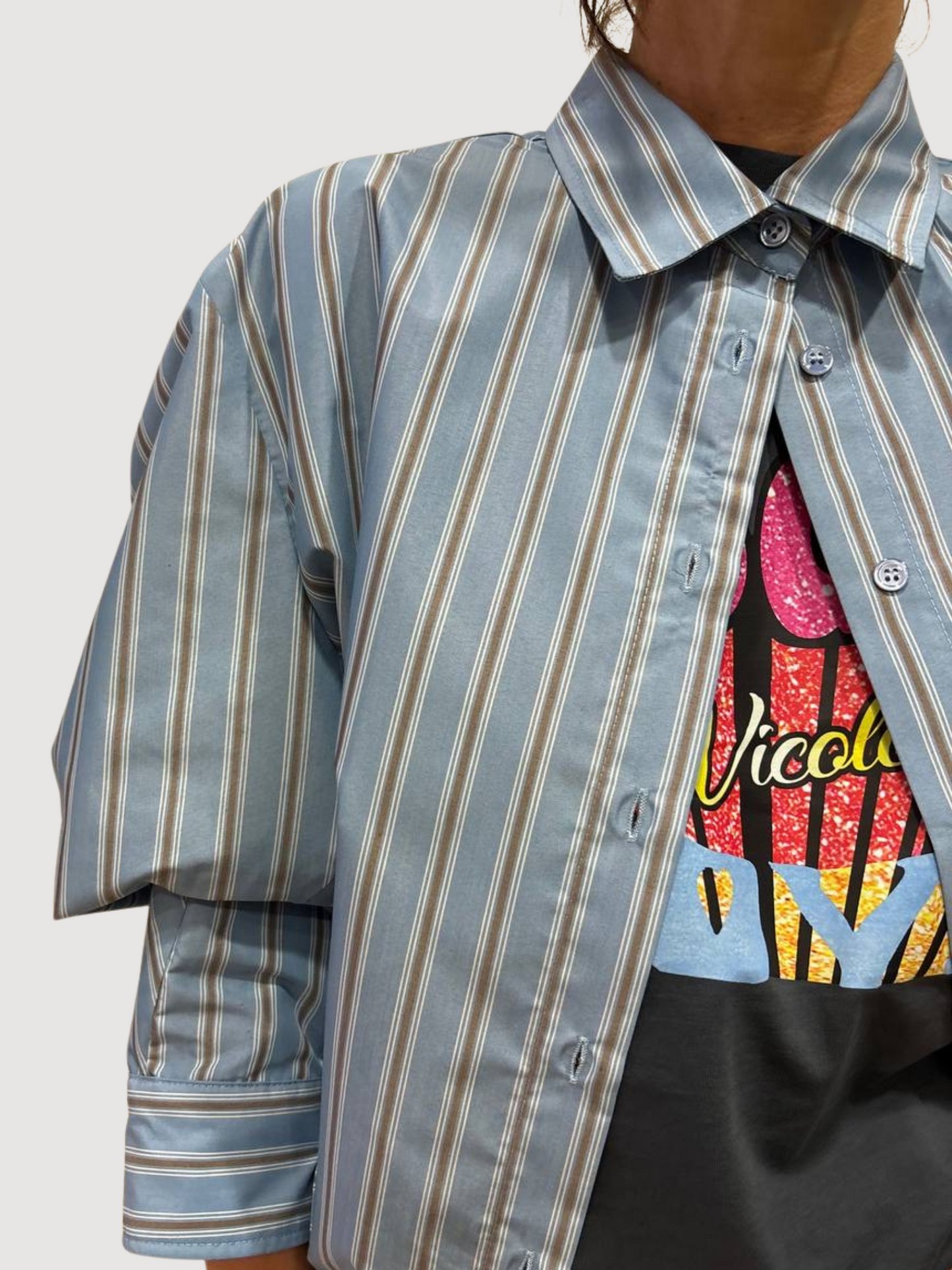VICOLO - Camicia over azzurra a righe cioccolato