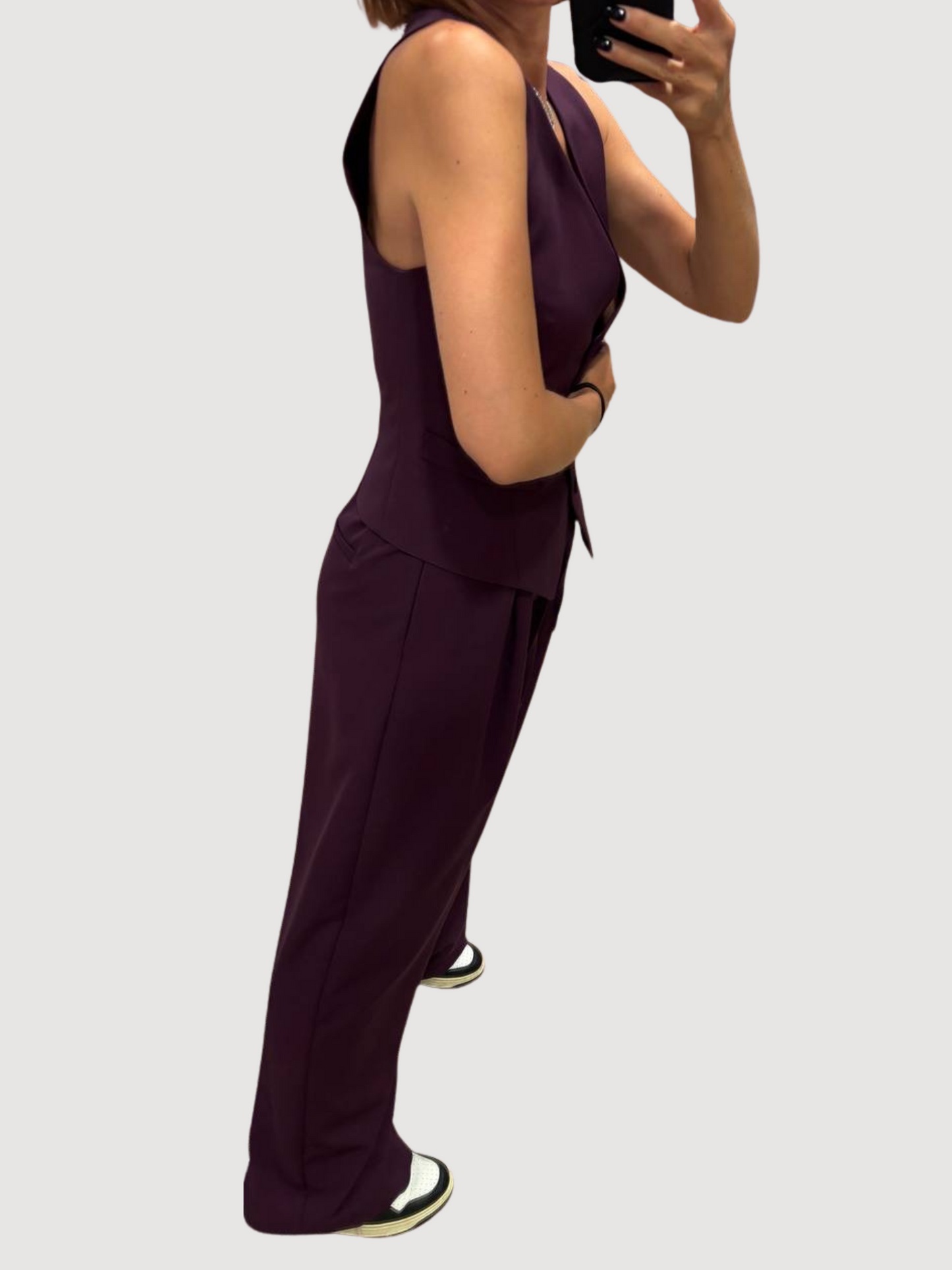 VICOLO - Gilet bordeaux con bottoni