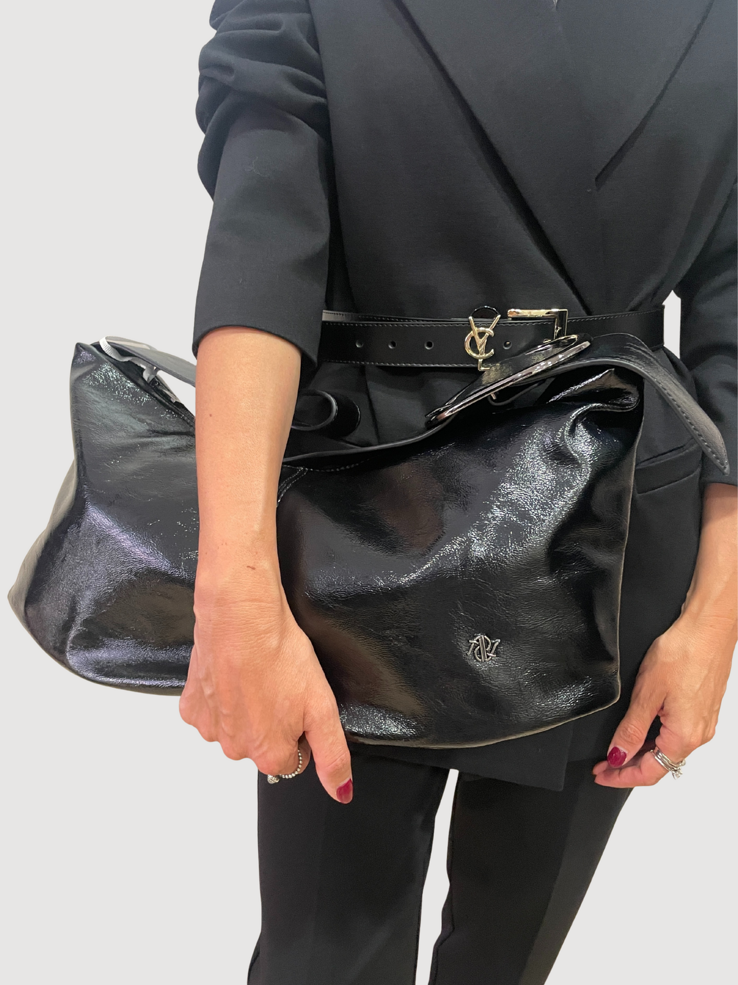 Borsa nera in ecopelle a mezzaluna - più colori