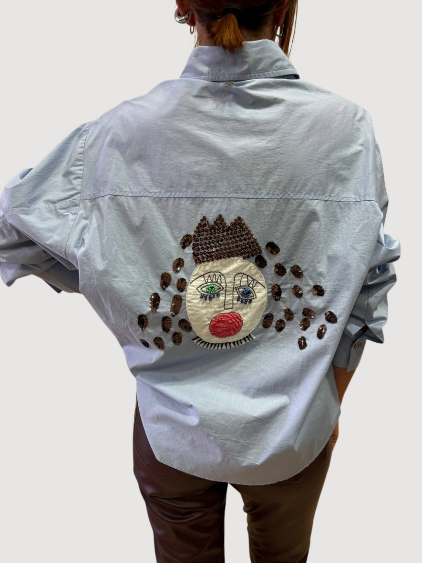 SOUVENIR - Camicia in popeline azzurra con dettaglio stampa di paillettes