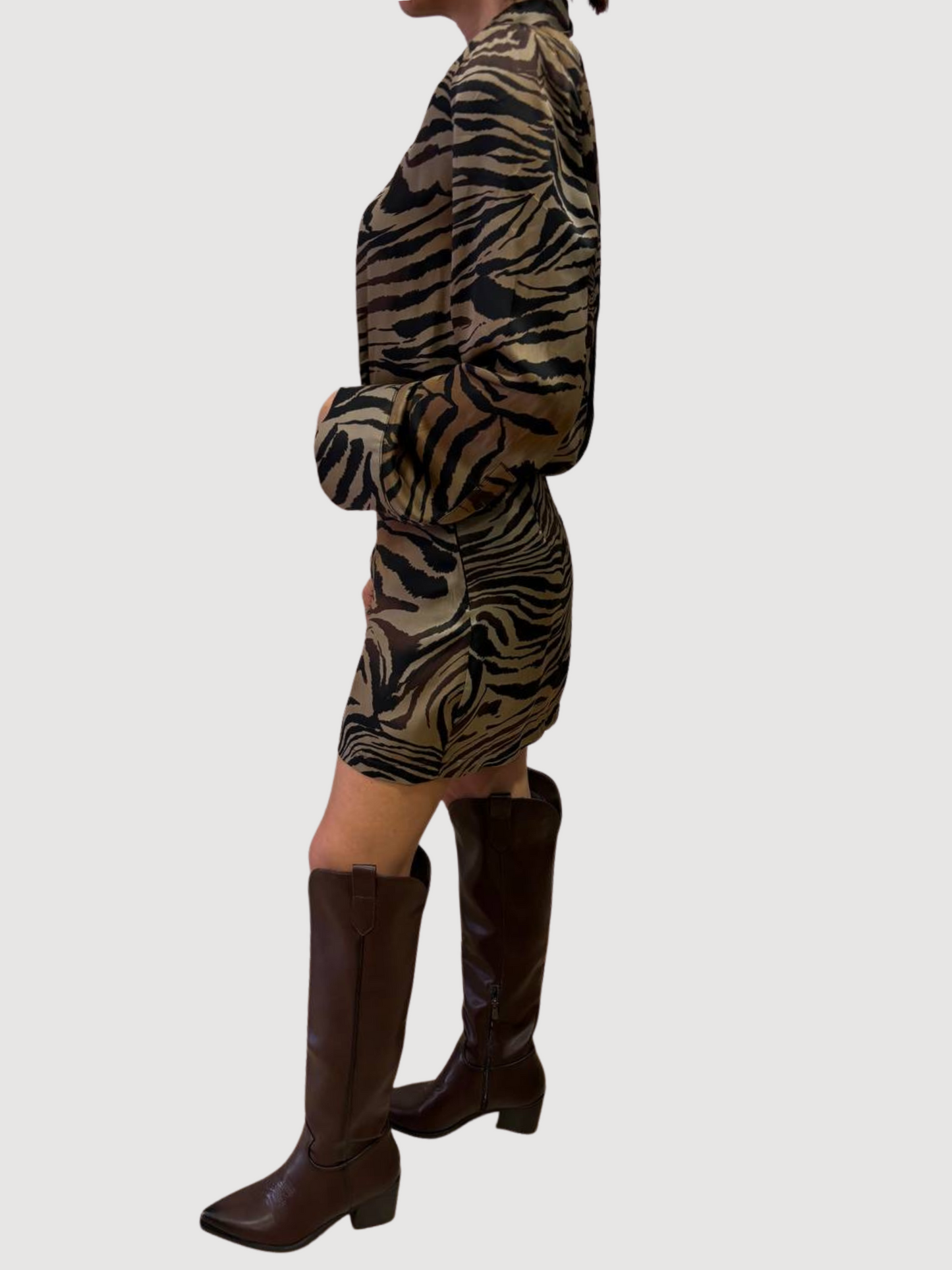 VICOLO - Abito corto chemisier con gonna aderente con stampa animalier