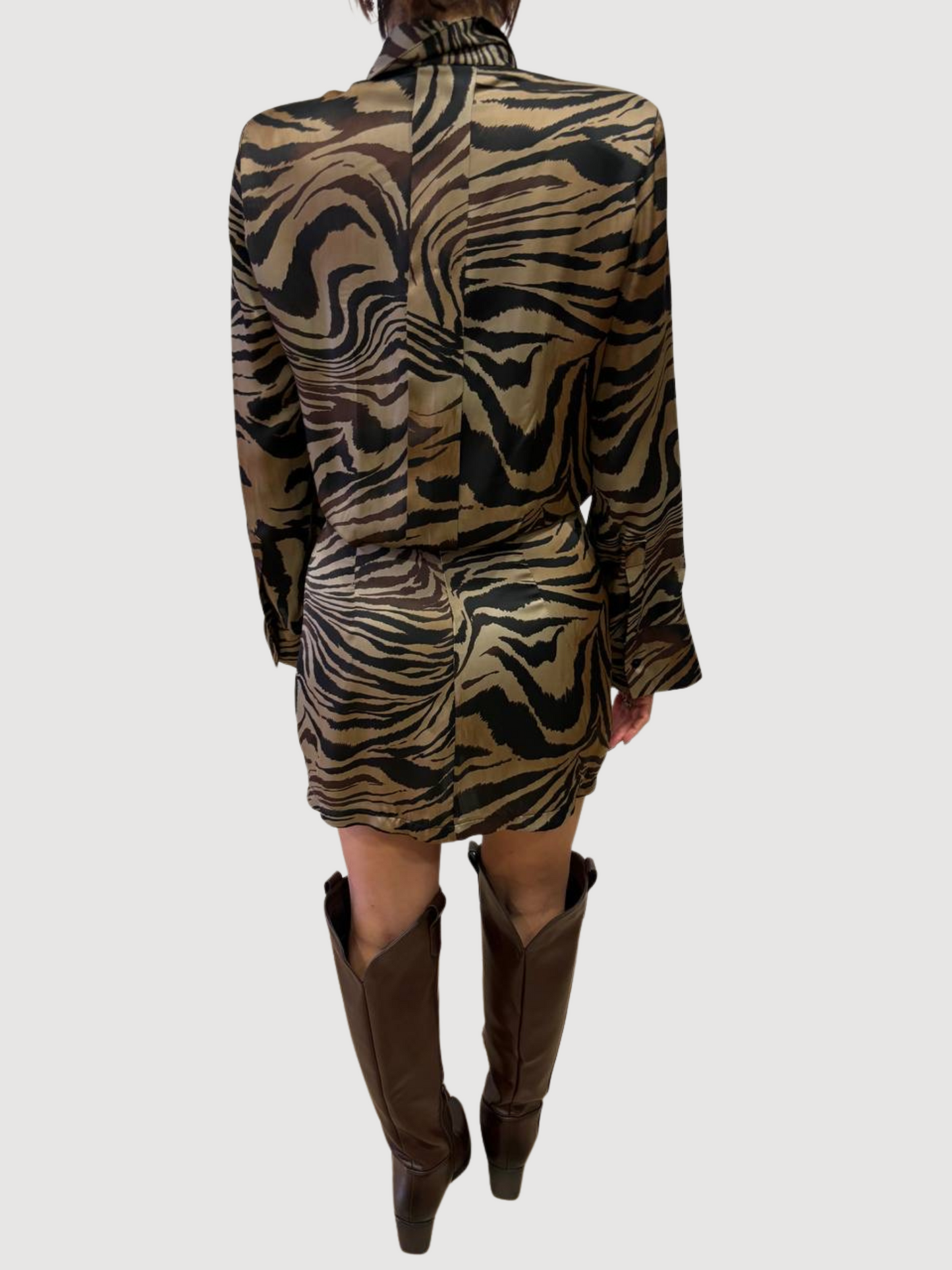 VICOLO - Abito corto chemisier con gonna aderente con stampa animalier