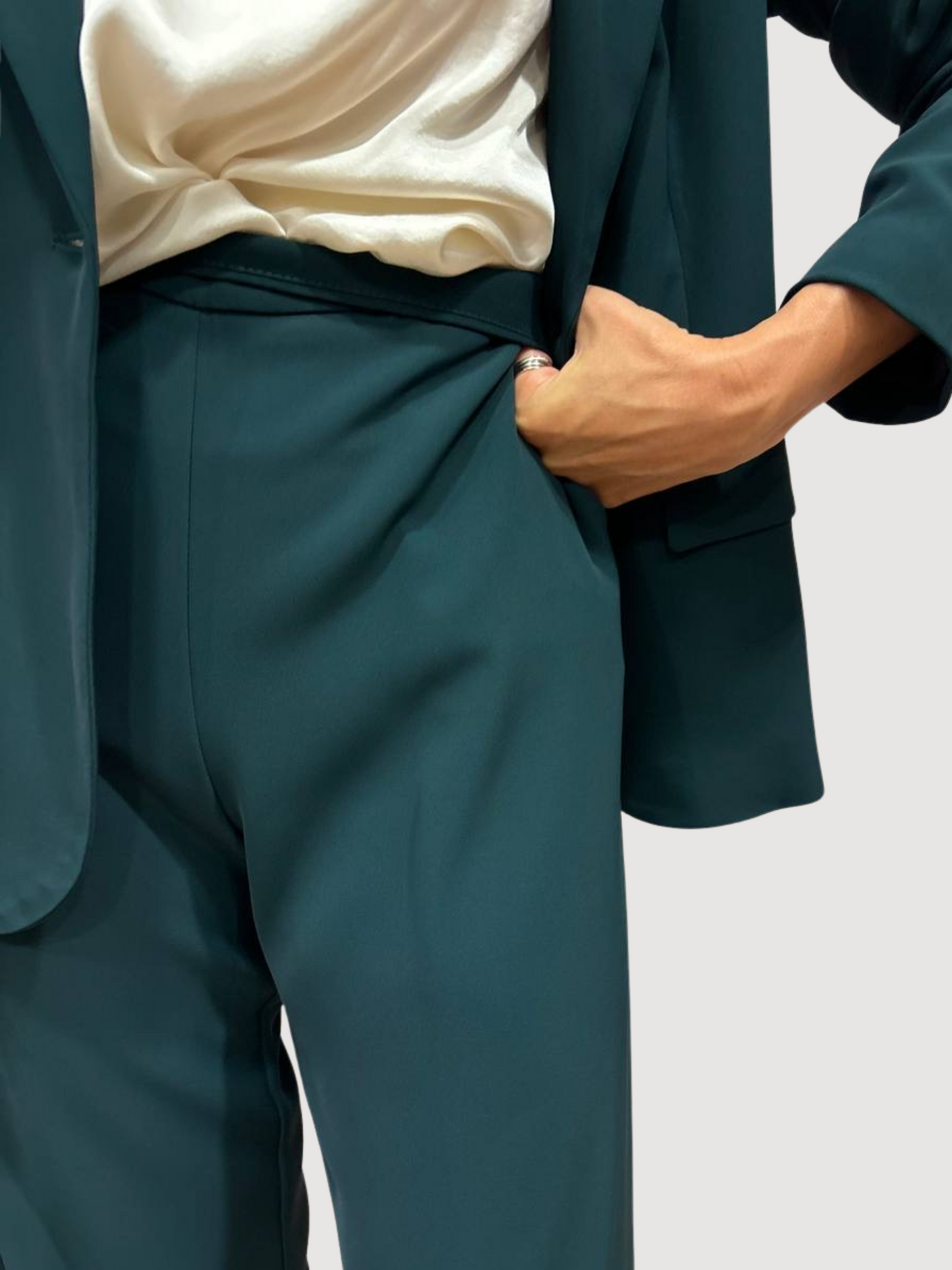KONTATTO - Completo verde bosco con giacca a un bottone e pantalone a palazzo dritto