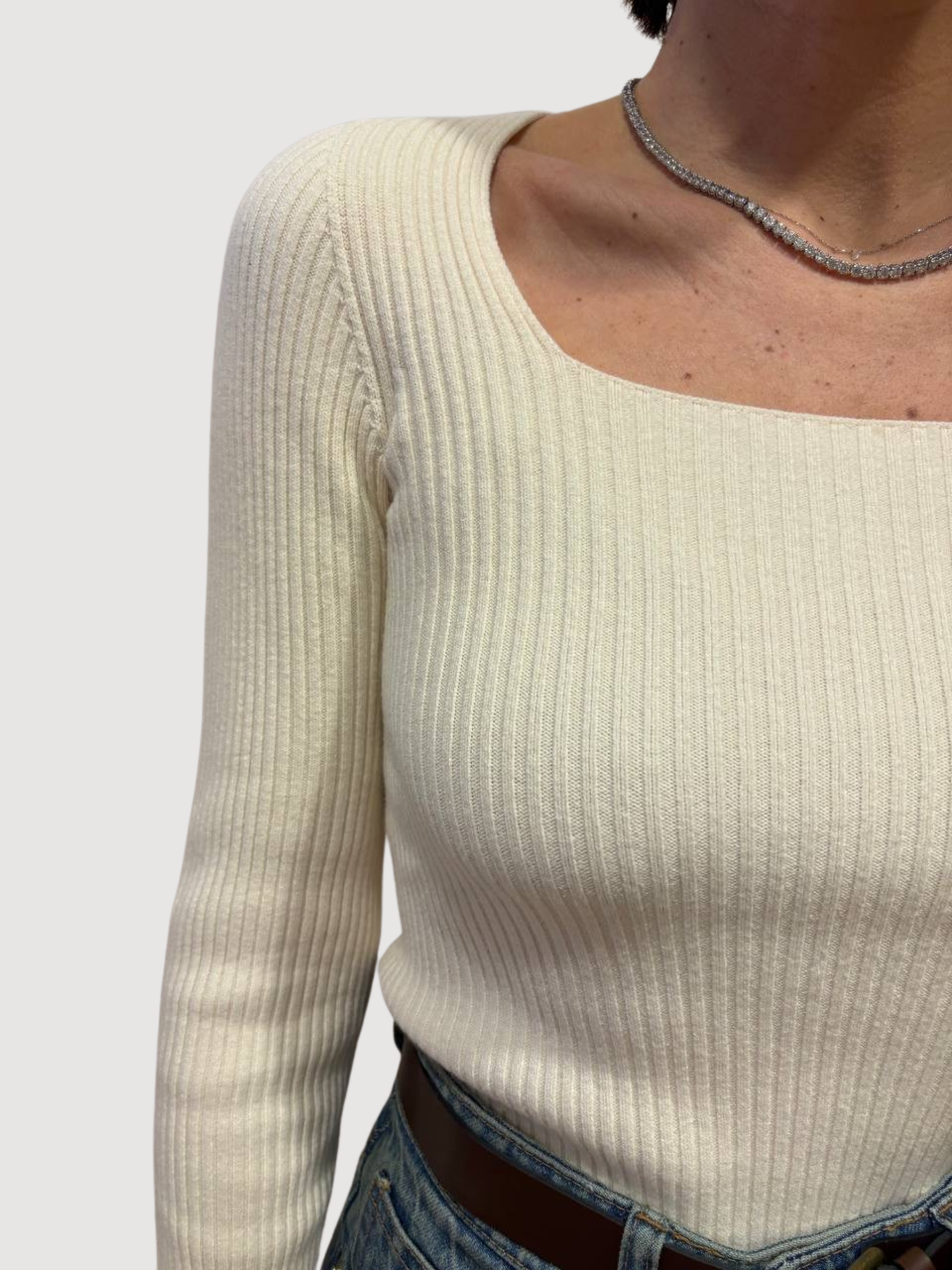 KONTATTO - Maglia a costine burro in misto viscosa con scollo squadrato