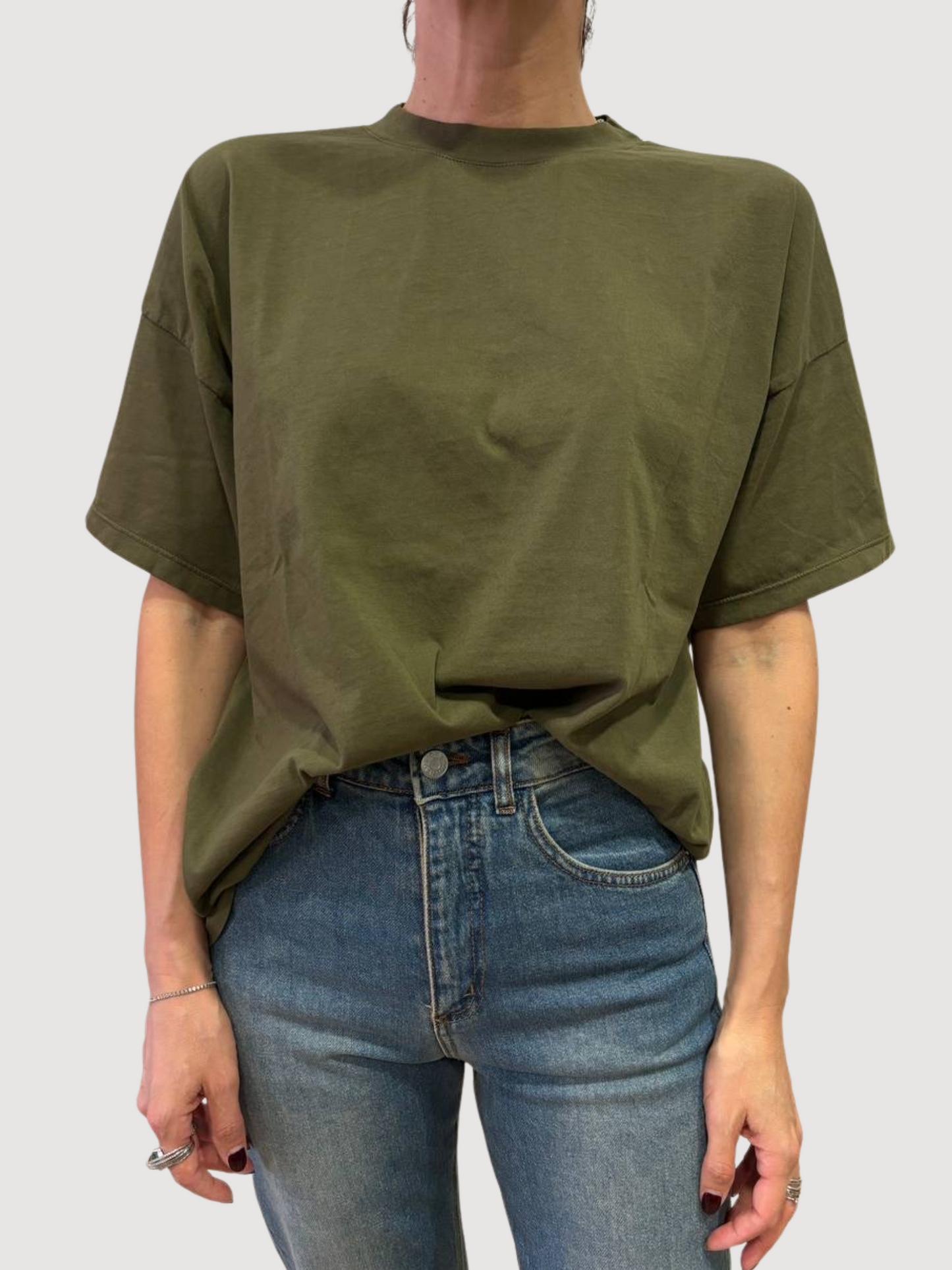 VICOLO - T-shirt over in cotone a tinta unita verde militare - più colori