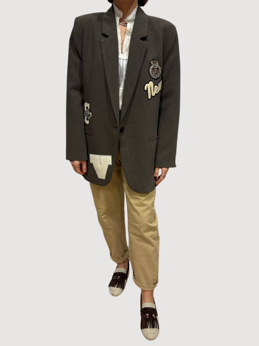 VICOLO - Giacca over a un bottone color fango con applicazioni stile college