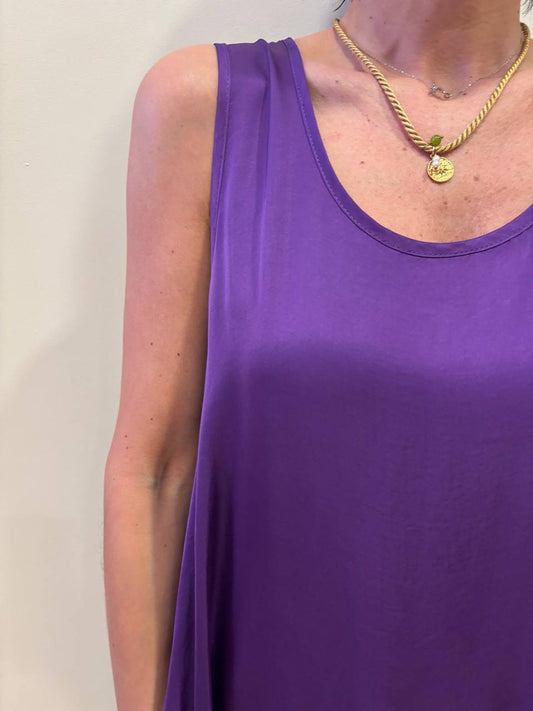 SUSY MIX - Abito lungo in viscosa a spalla larga con tasche color viola