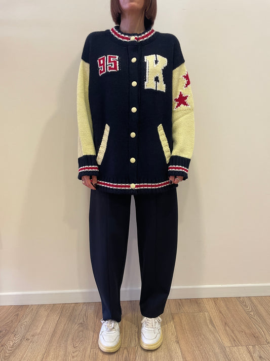 KONTATTO - Cardigan stile college con bottoni