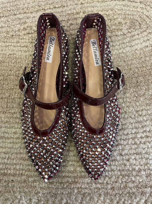 Ballerine a punta con strass e cinturino color cherry