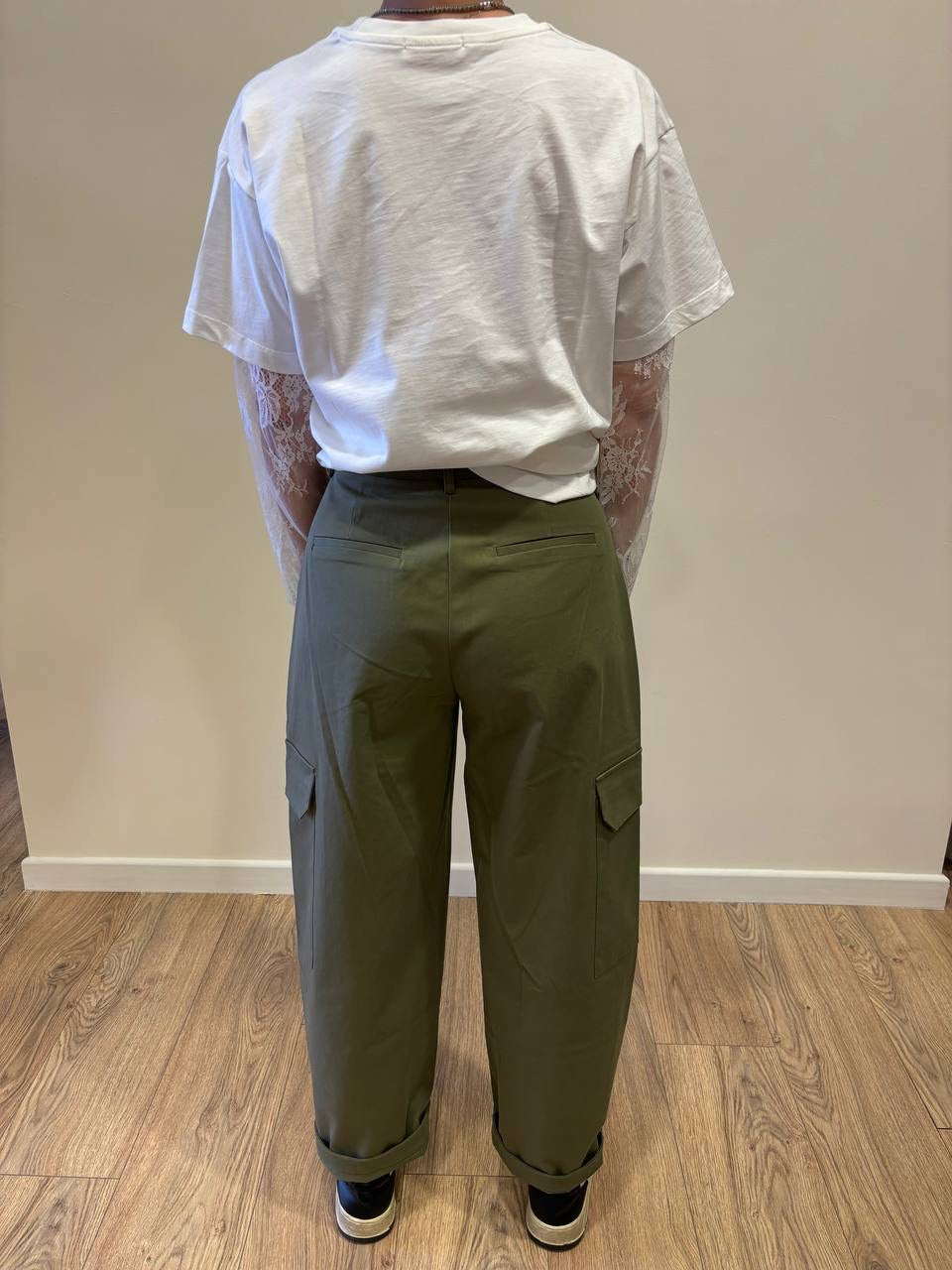 HAVEONE - T-shirt over in cotone con dettaglio maniche in pizzo