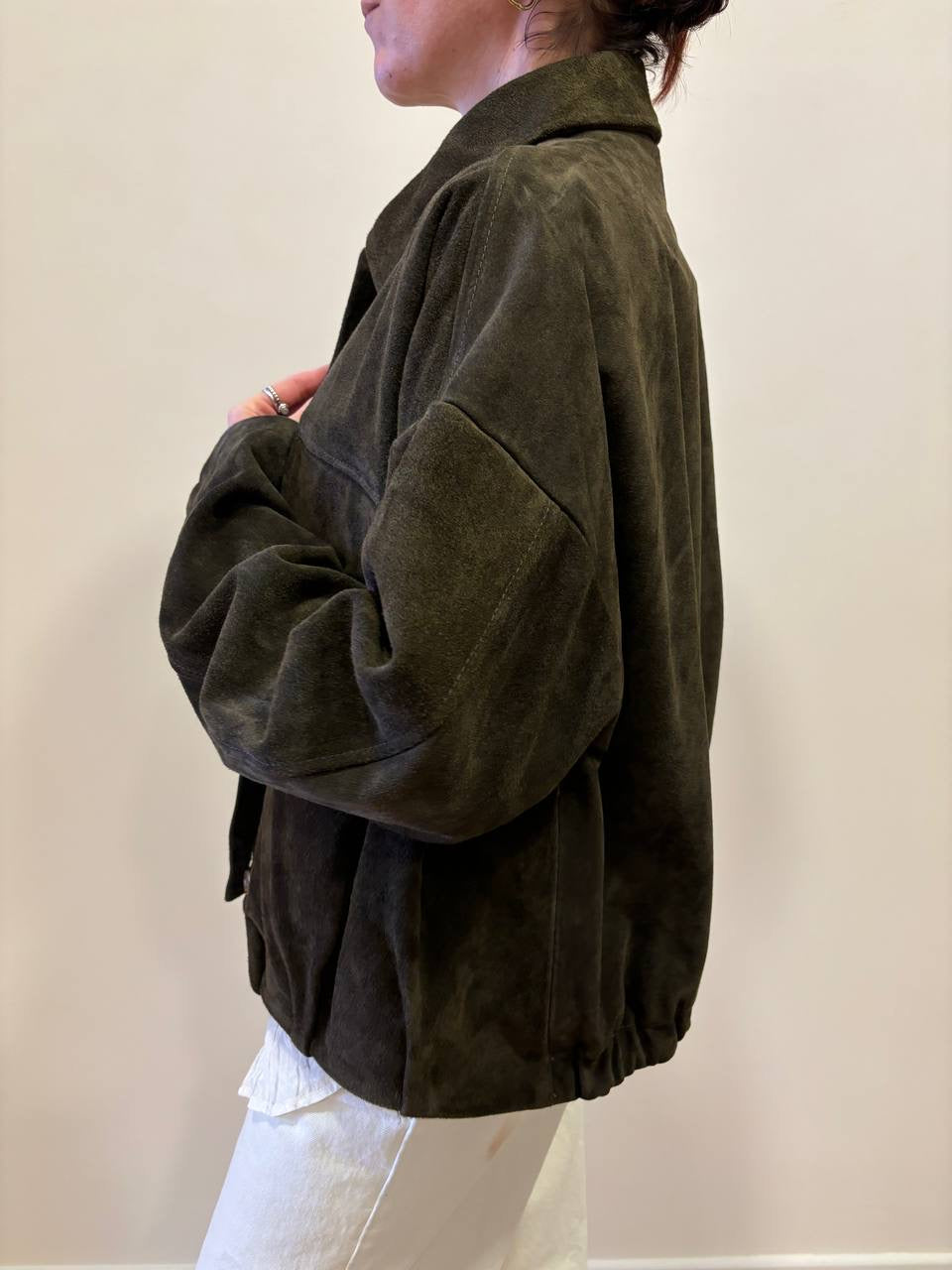 VICOLO - Bomber in vera pelle verde militare con tasche frontali e bottoni