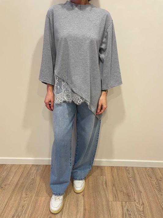 HAVEONE - Maglia grigia over con maniche a tre quarti asimmetrica con pizzo