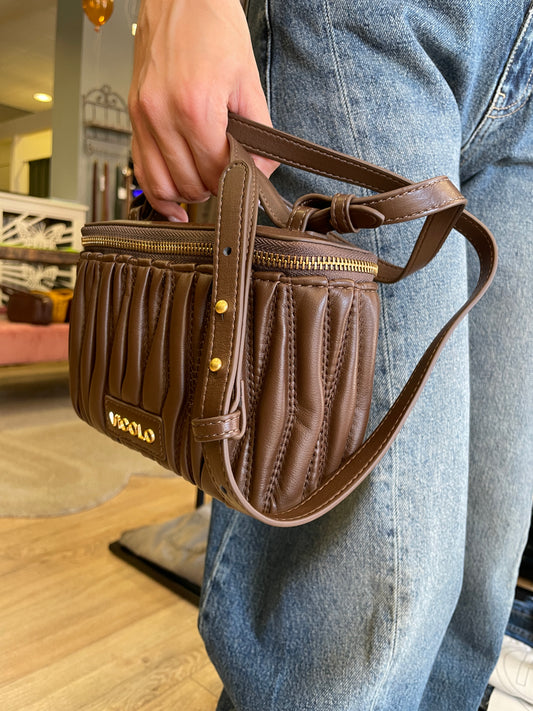 VICOLO - Borsa Charlotte a mano con tracolla in ecopelle color moka