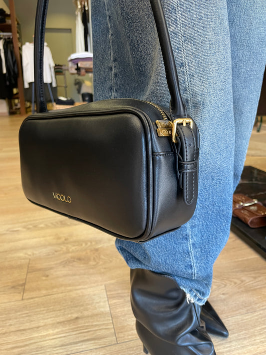 VICOLO - Borsa trunk a spalla in ecopelle color nero