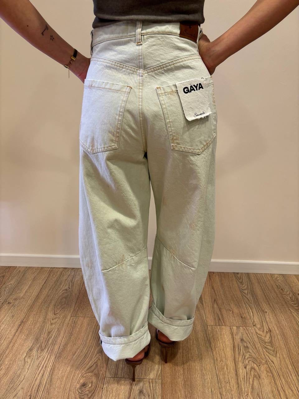 SOUVENIR - Jeans Gaya in denim chiaro baloon fit con rotture