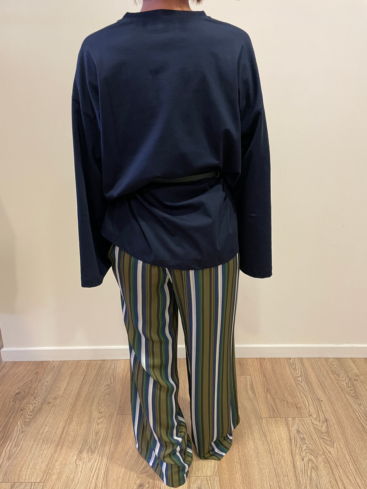 HAVEONE - Pantalone a palazzo scivolato a righe verdi e blu con elastico