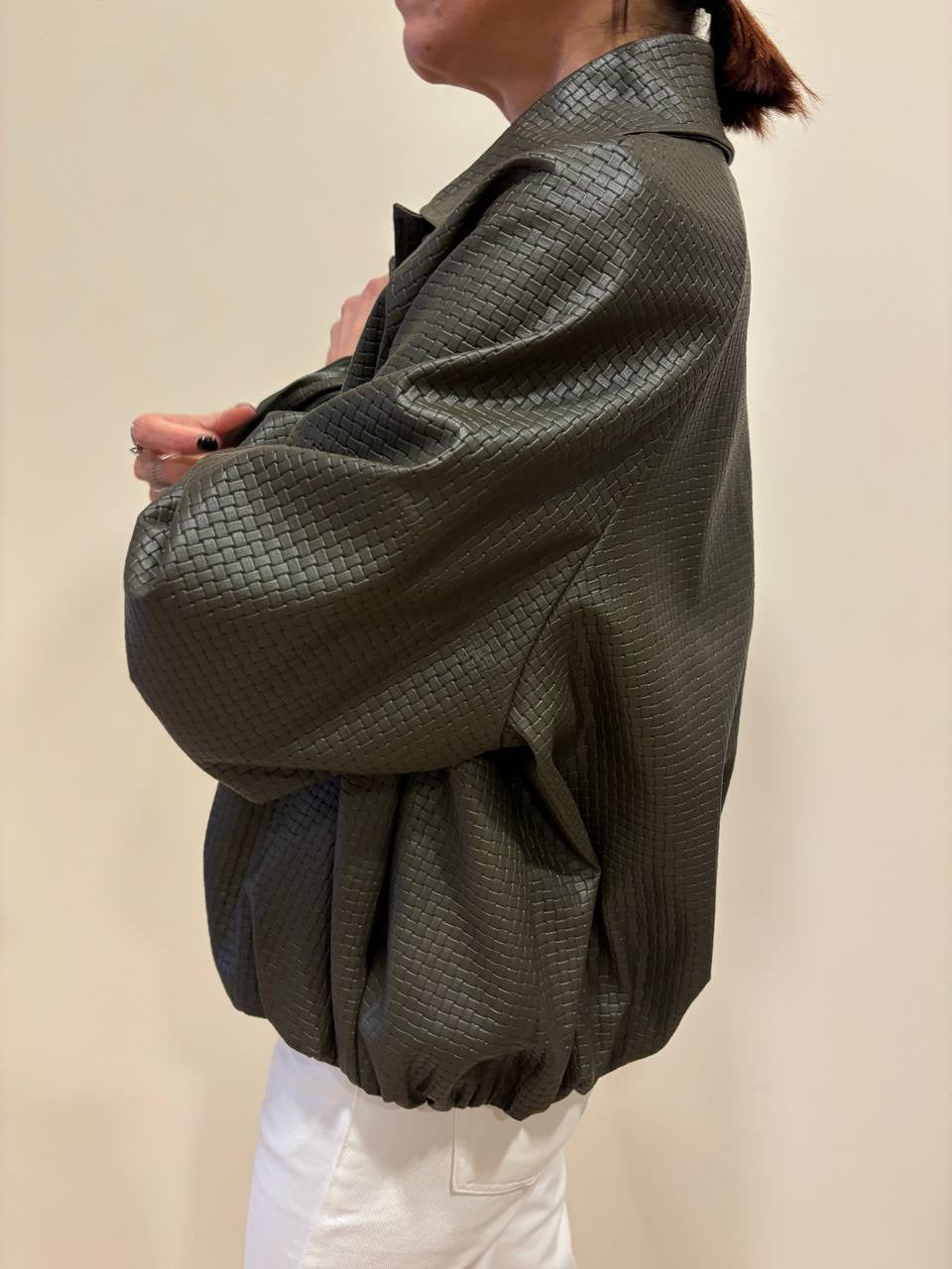 HAVEONE - Bomber verde militare in ecopelle intrecciata con bottoni e colletto