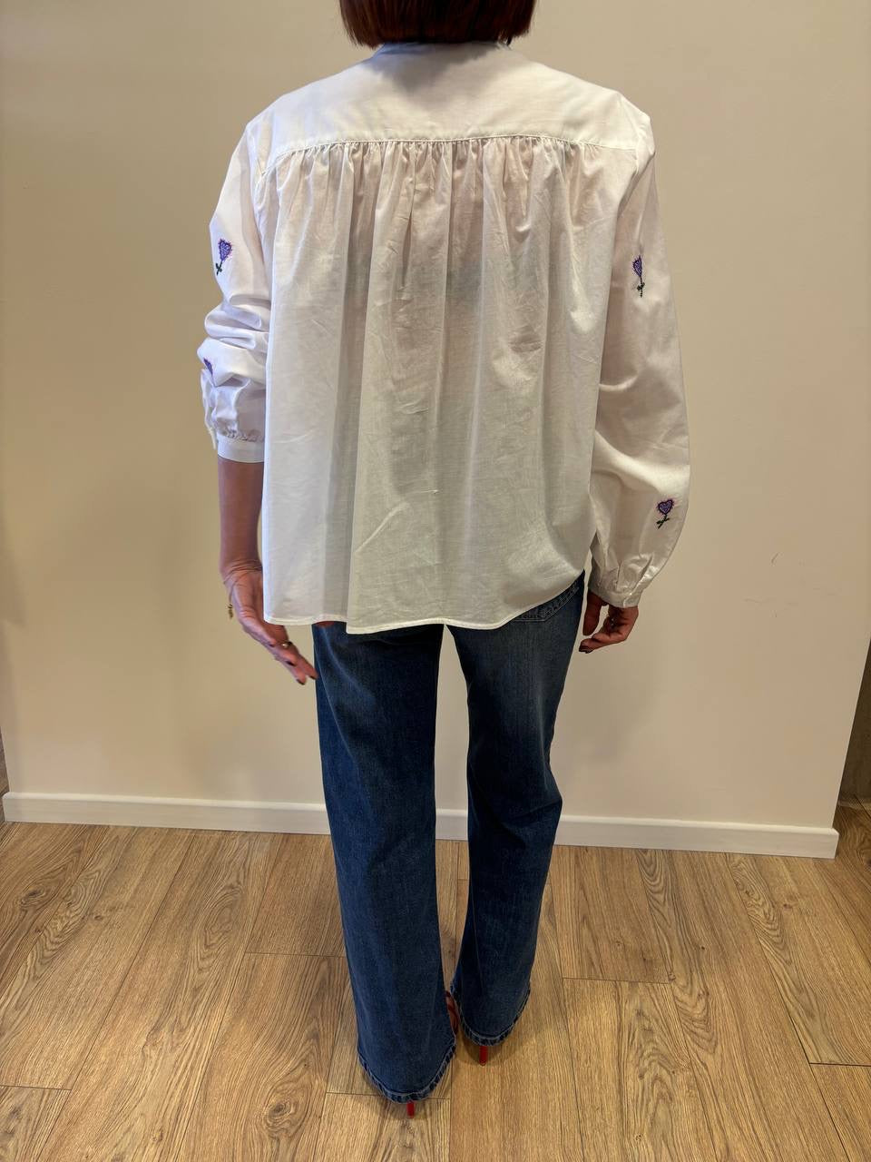 KONTATTO - Camicia in cotone con dettaglio ricami