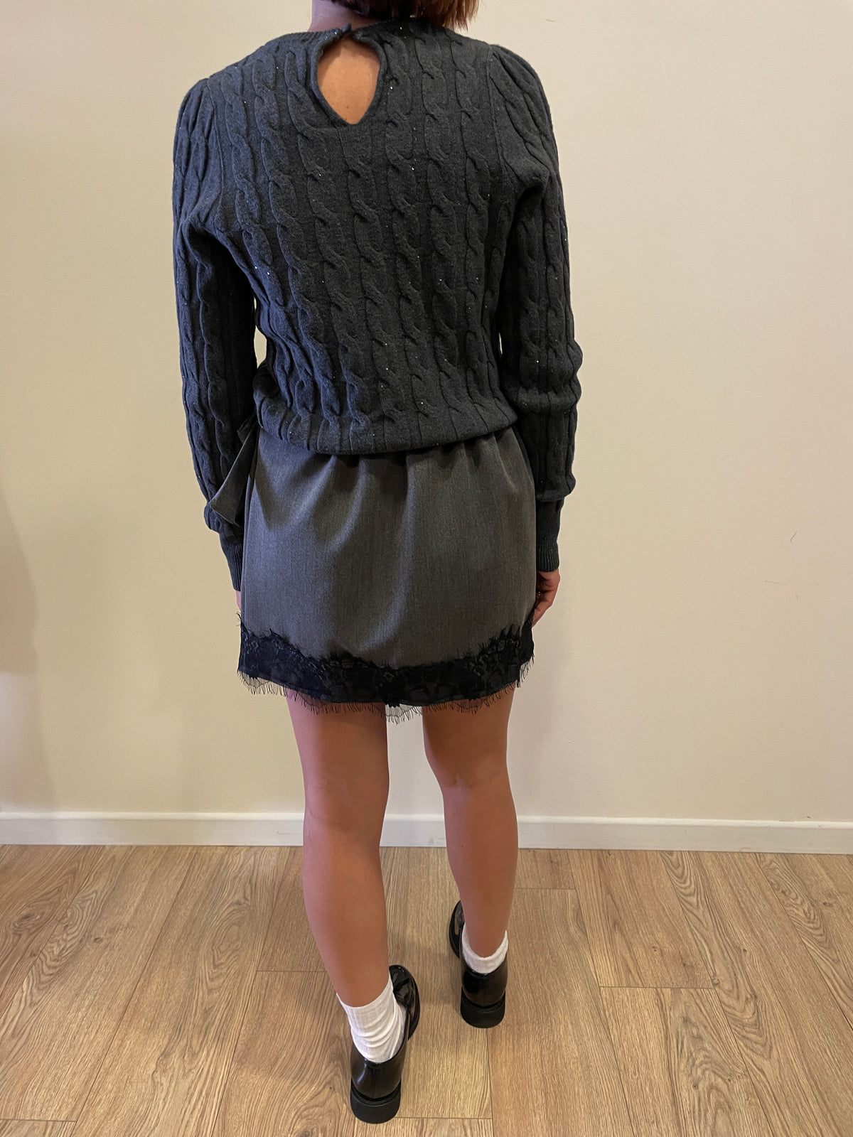 SUSY MIX - Mini gonna a portafoglio grigia con pizzo nero