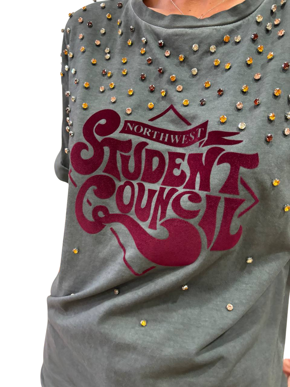 SOUVENIR PRIVE' - T-shirt con applicazioni di strass e scritta "student council"