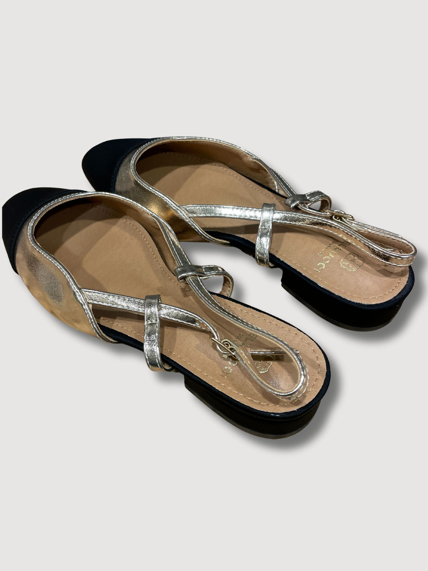 Chanel con punta squadrata bicolor - nero e oro