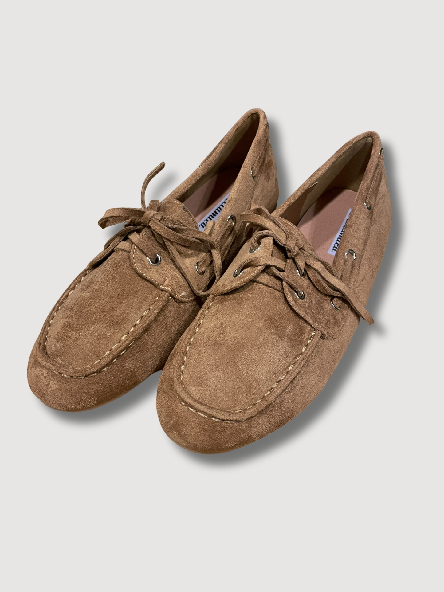 Mocassino in ecocamoscio con laccetti - cammello