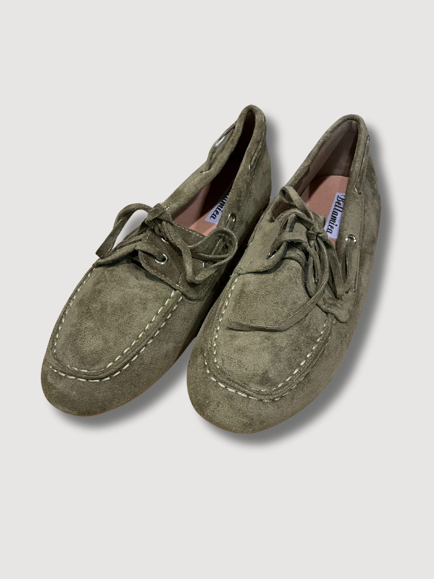 Mocassino in ecocamoscio con laccetti - verde