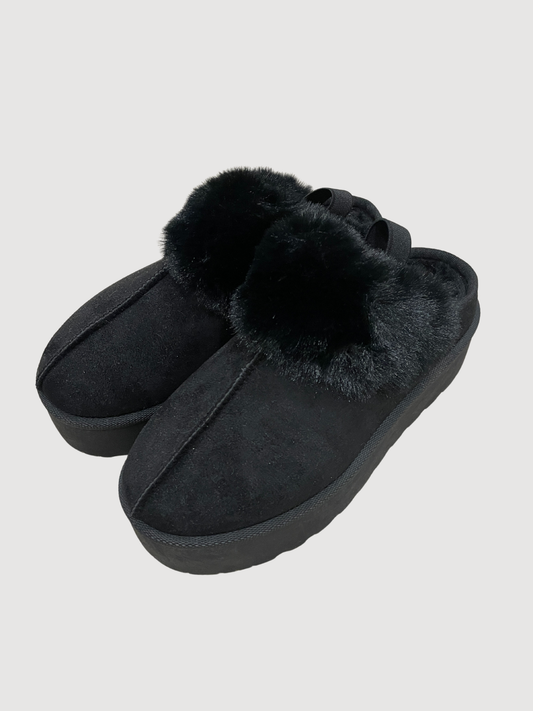 Sabot nera con pelliccetta e fascia elastica
