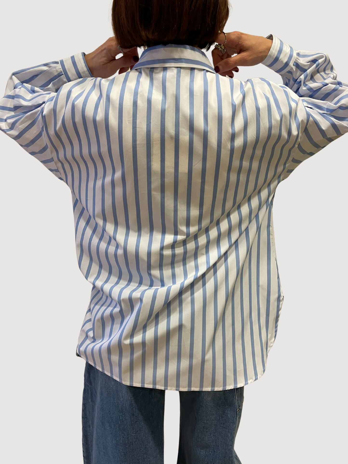 VICOLO - Camicia in popeline di cotone a righe con tasca a contrasto