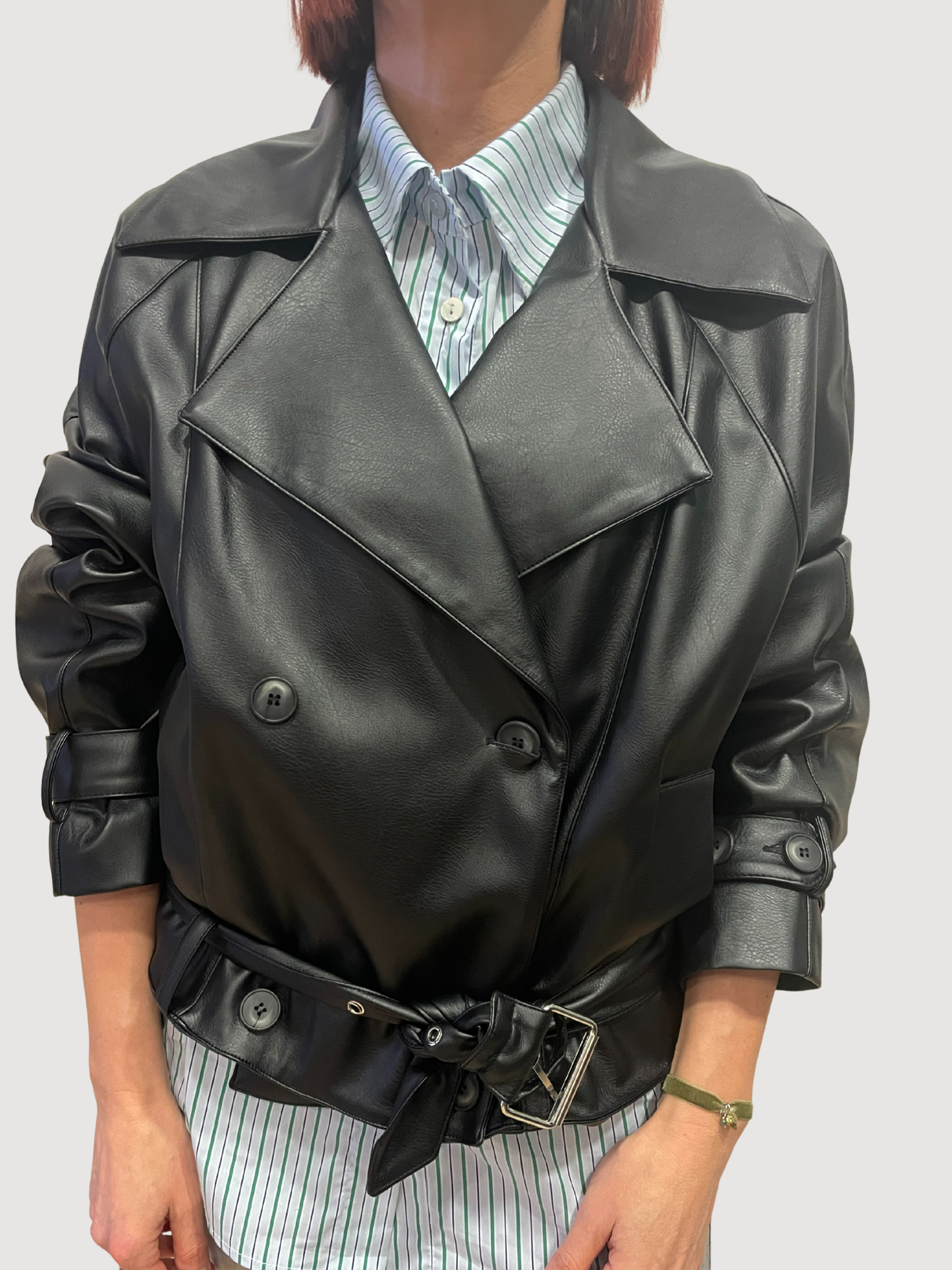 HAVEONE - Chiodo in ecopelle nero a doppiopetto con cintura