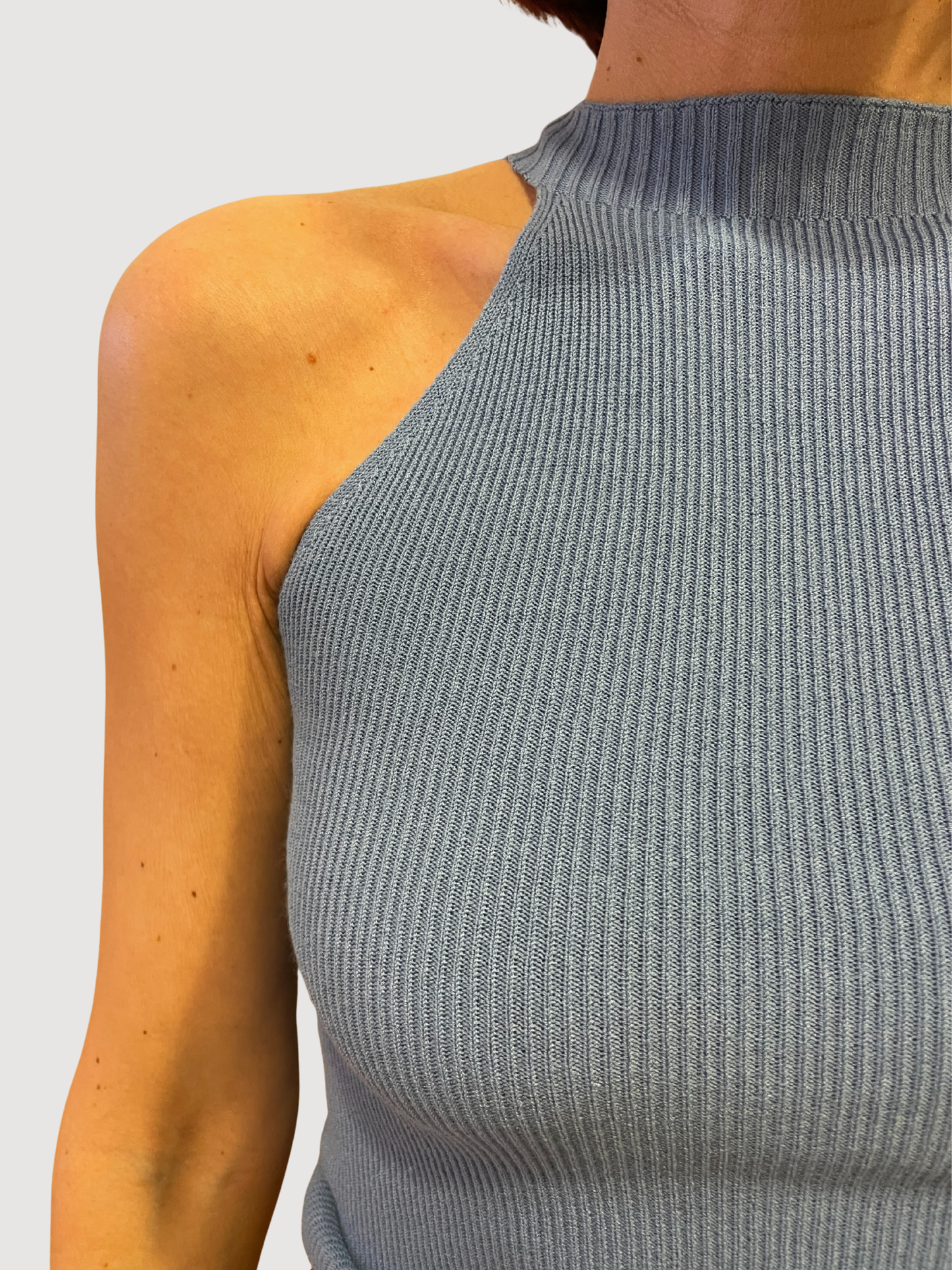 KONTATTO - Canotta in misto viscosa a costine con scollo all'americana - più colori