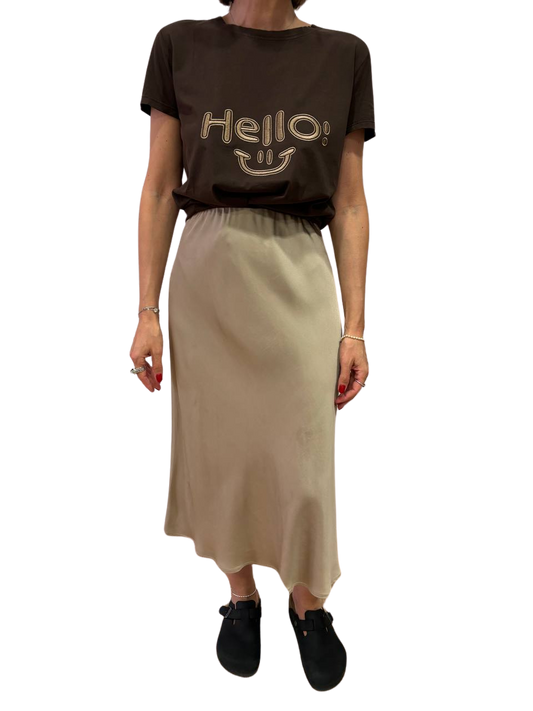 VICOLO - T-shirt in cotone con scritta "Hello :)" cioccolato