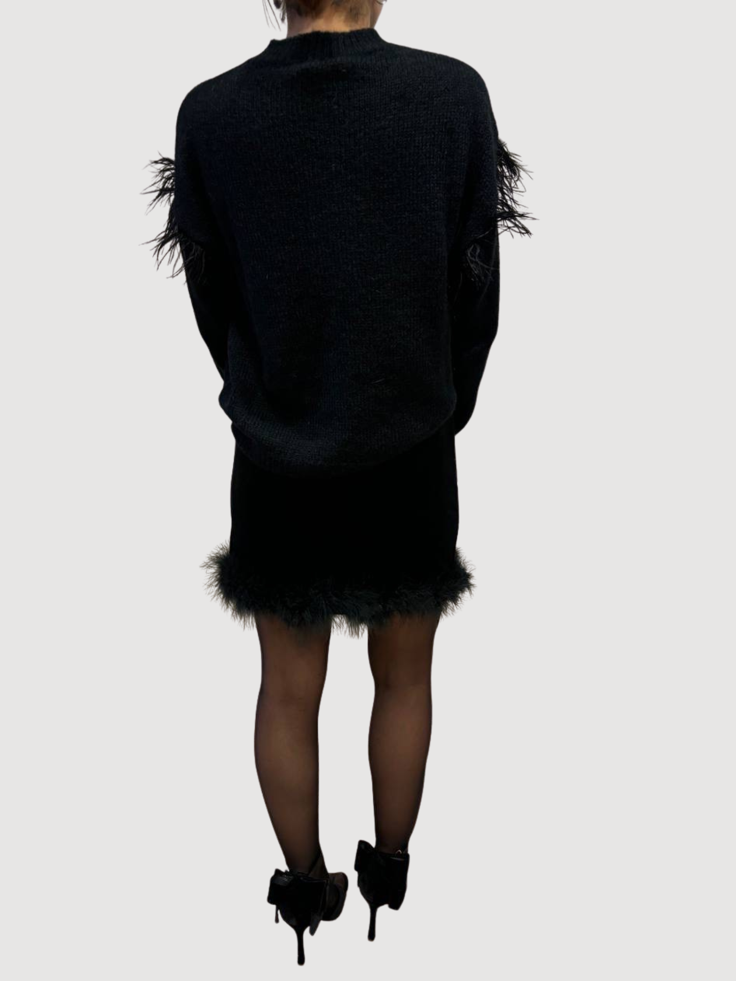 KONTATTO - Gonna nera corta in velluto con piumette