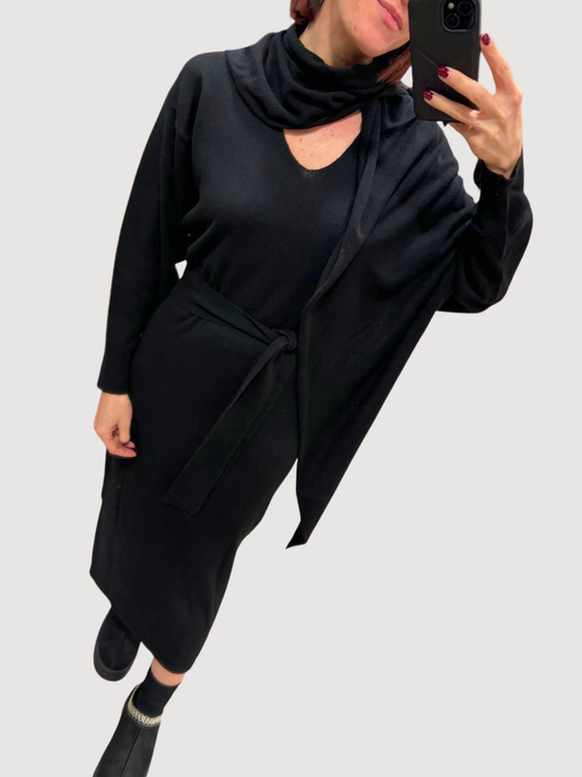 VICOLO - Abito in maglia morbido con dettaglio cintura e sciarpa - più colori