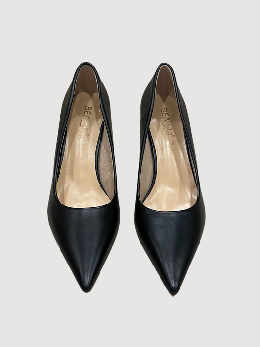 Scarpa con tacco in ecopelle nero