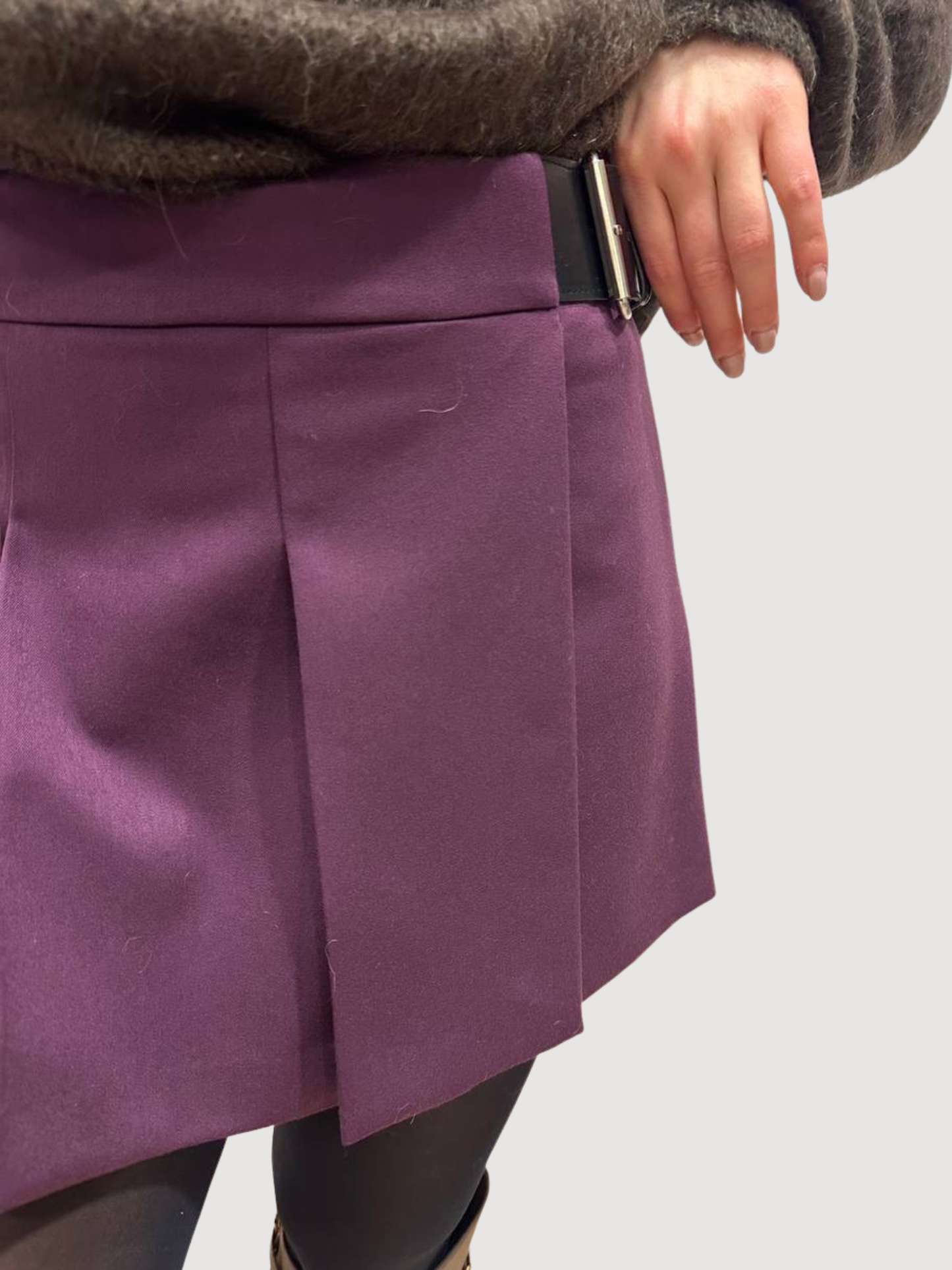 KONTATTO - Shorts bordeaux con pieghe e cintura in vita