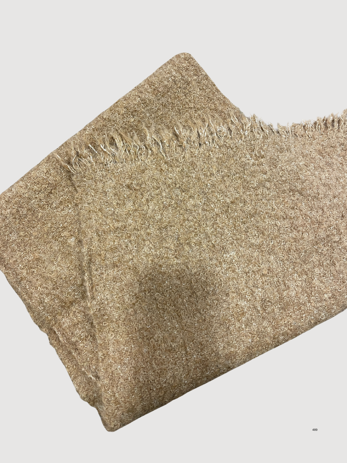 VICOLO - Sciarpa color biscotto con frange con lana