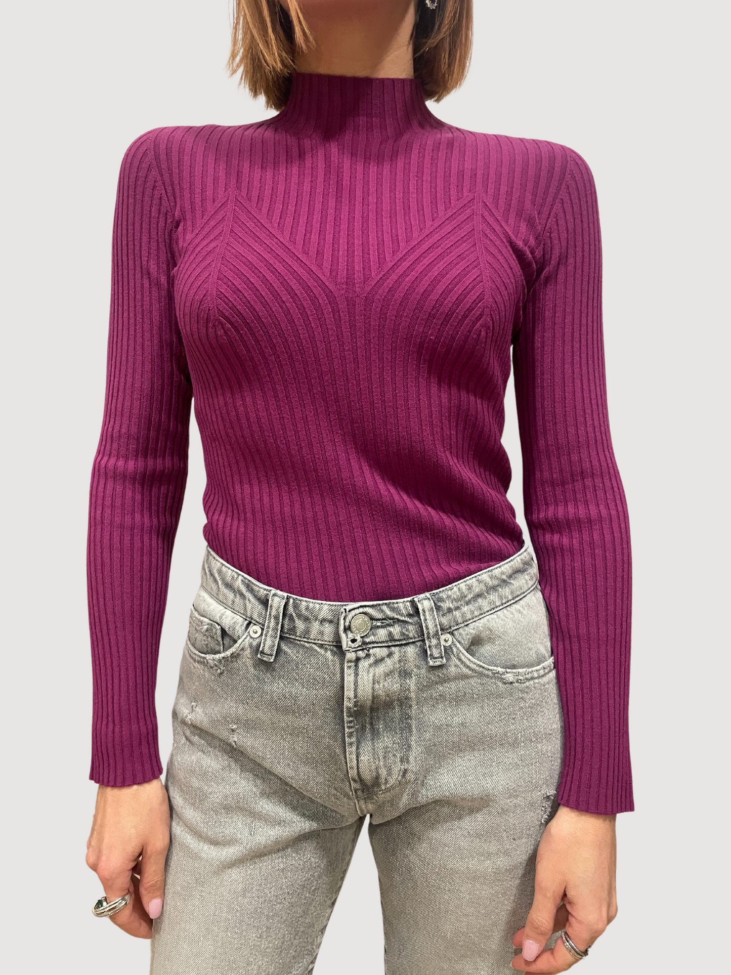 KONTATTO - Maglia iris a costine con collo a cratere