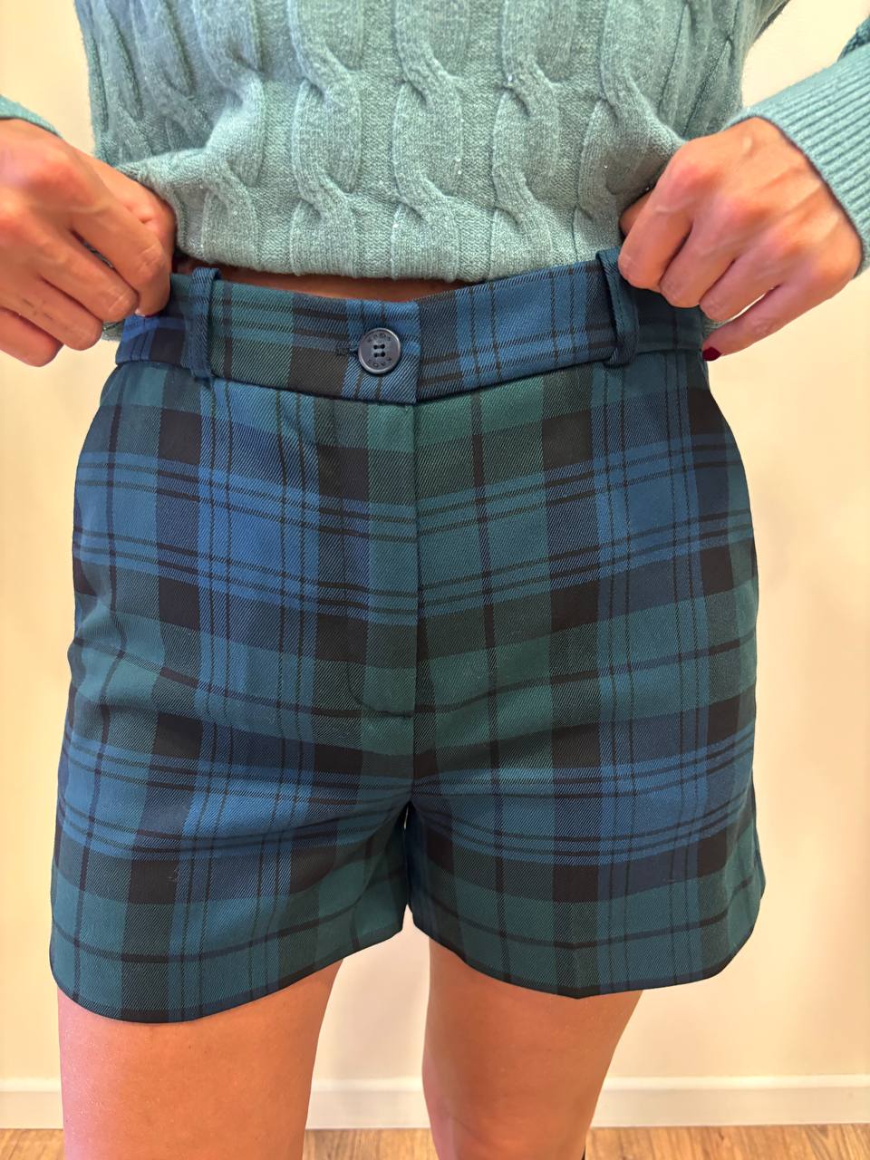 KAOS - Shorts in misto viscosa a quadri con tasche laterali color ottanio