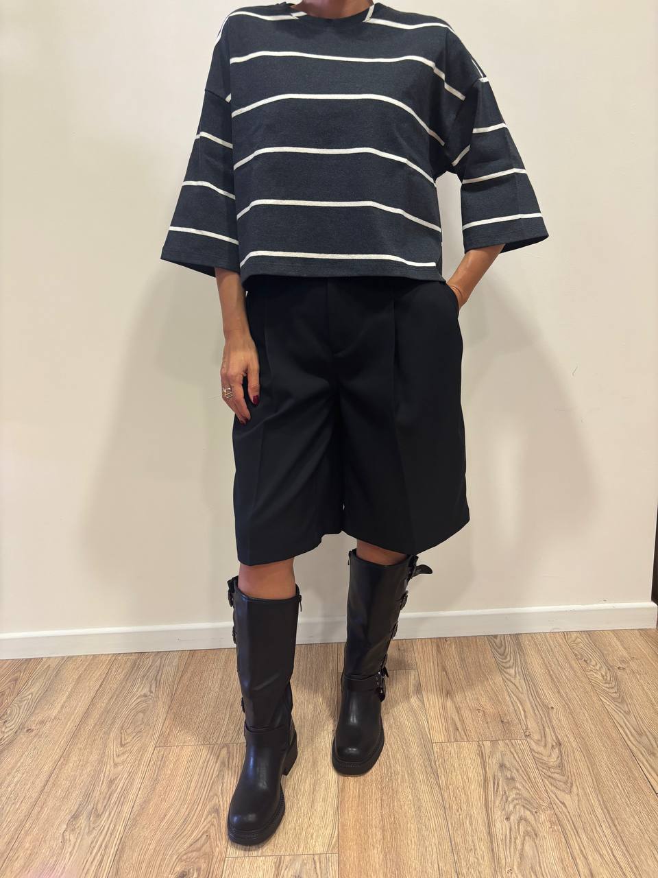 SUSY MIX - T-shirt a scatolina a mezza manica in misto cotone a righe color grigio